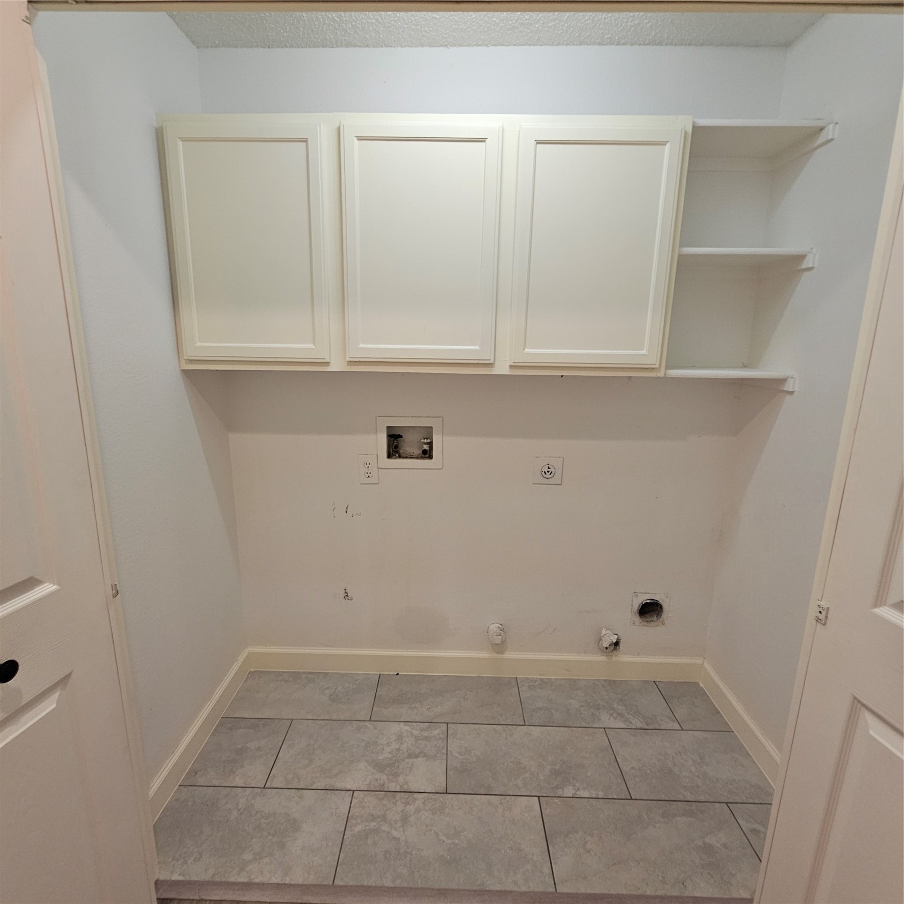 2817 Oleander Drive