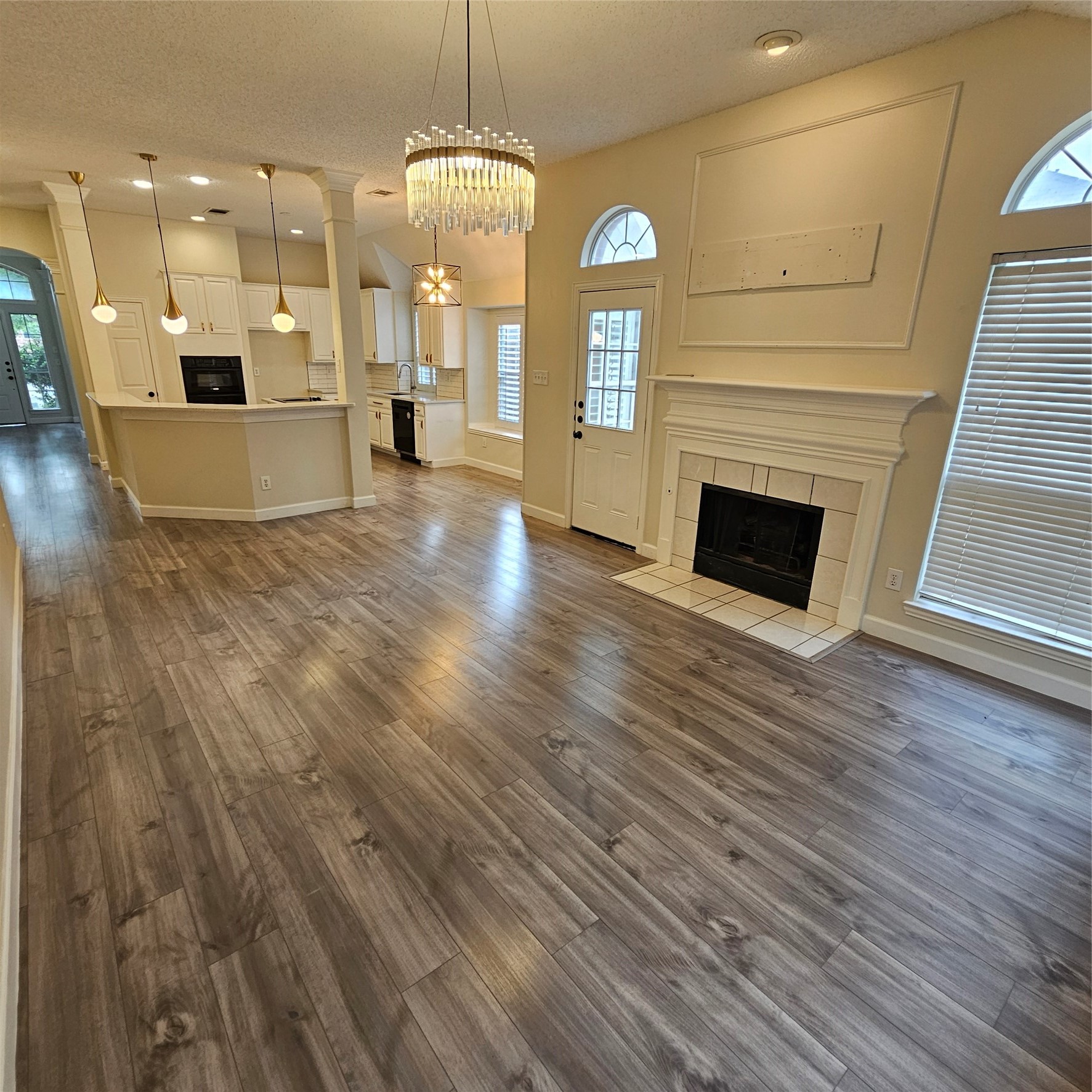 2817 Oleander Drive