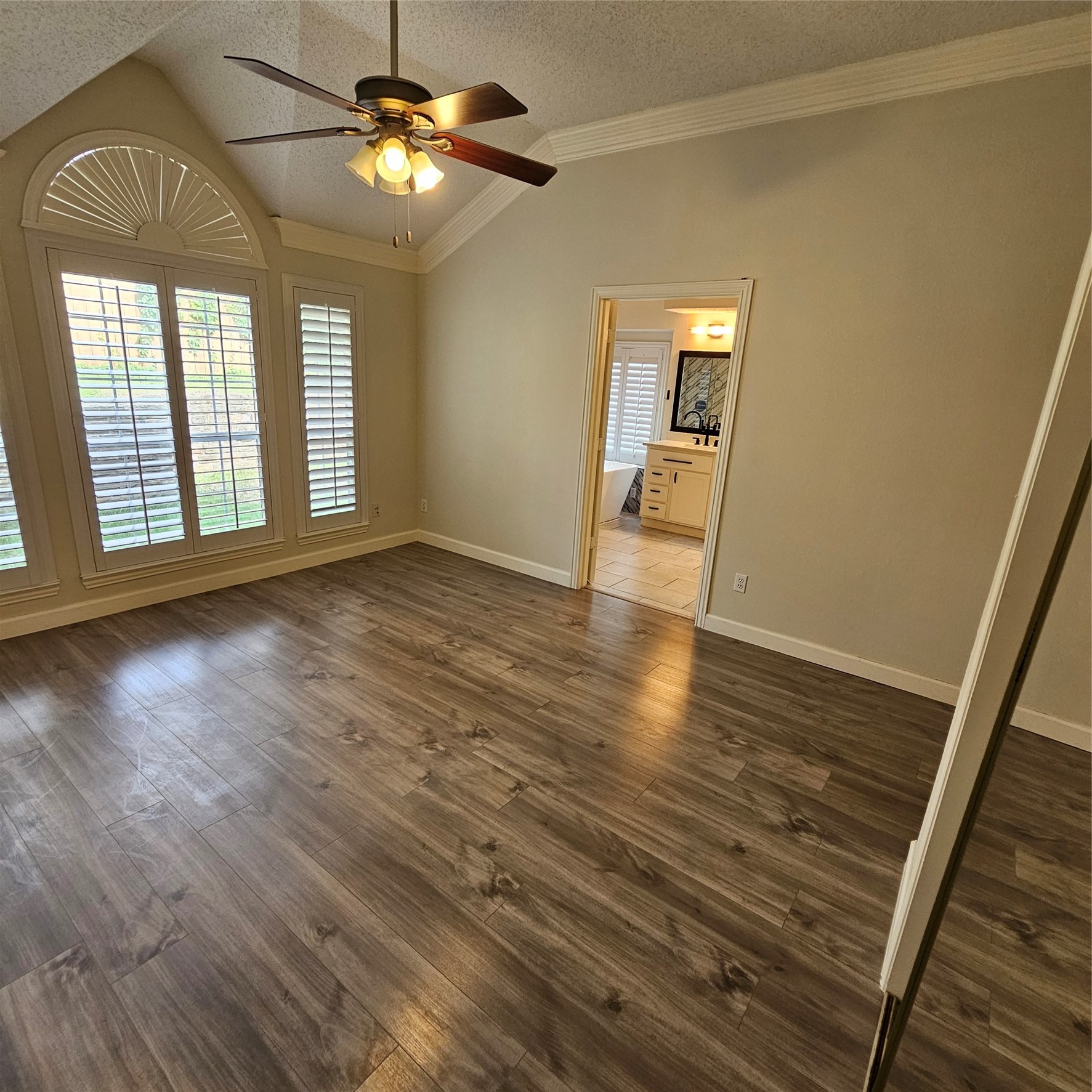 2817 Oleander Drive