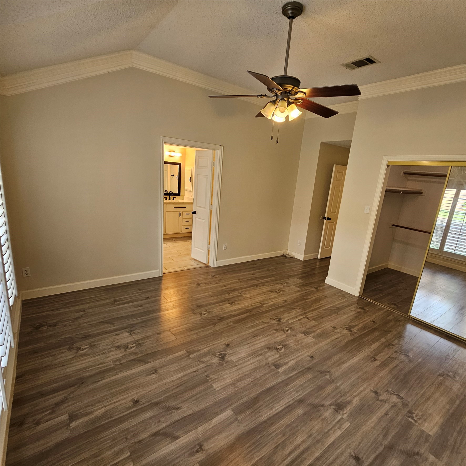2817 Oleander Drive