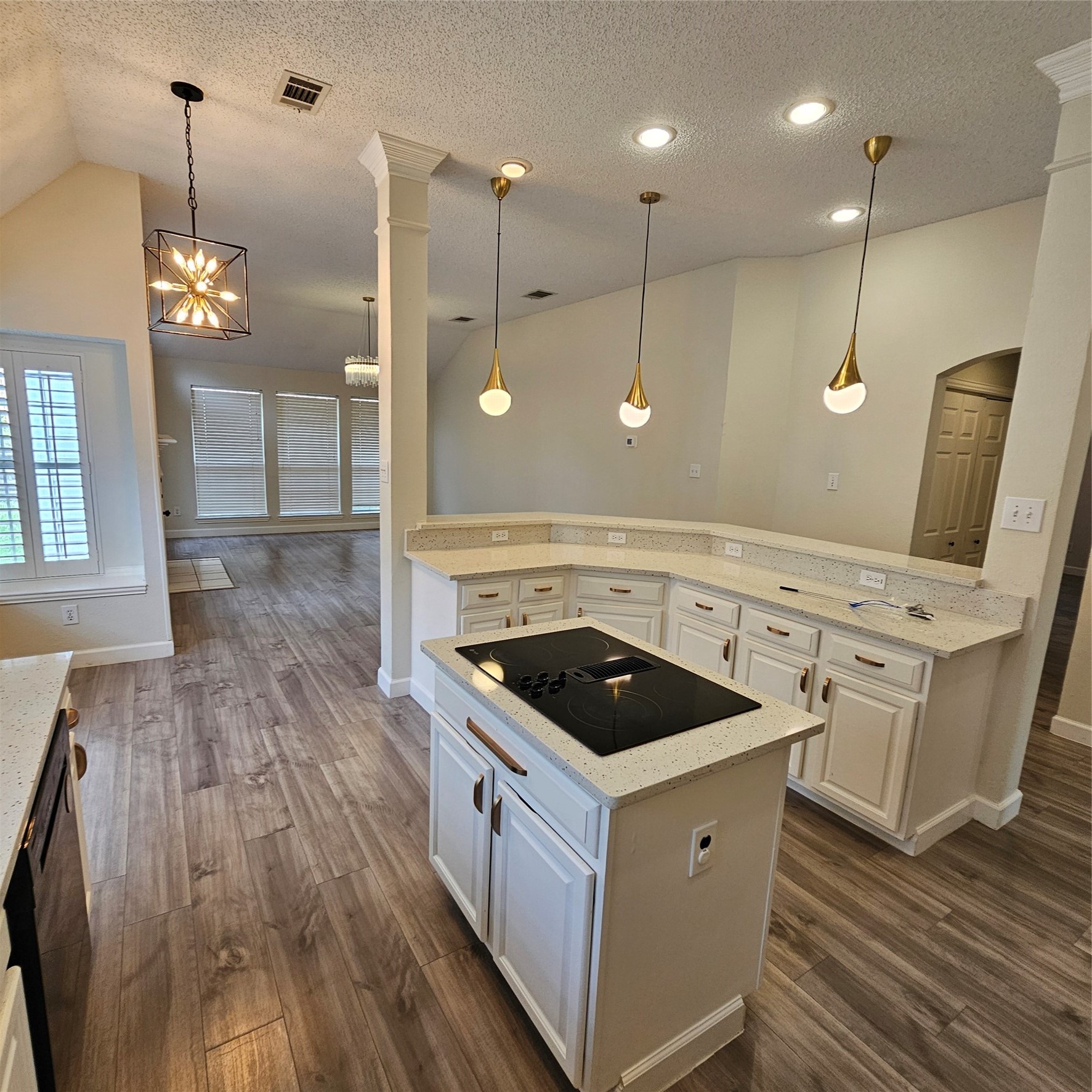 2817 Oleander Drive