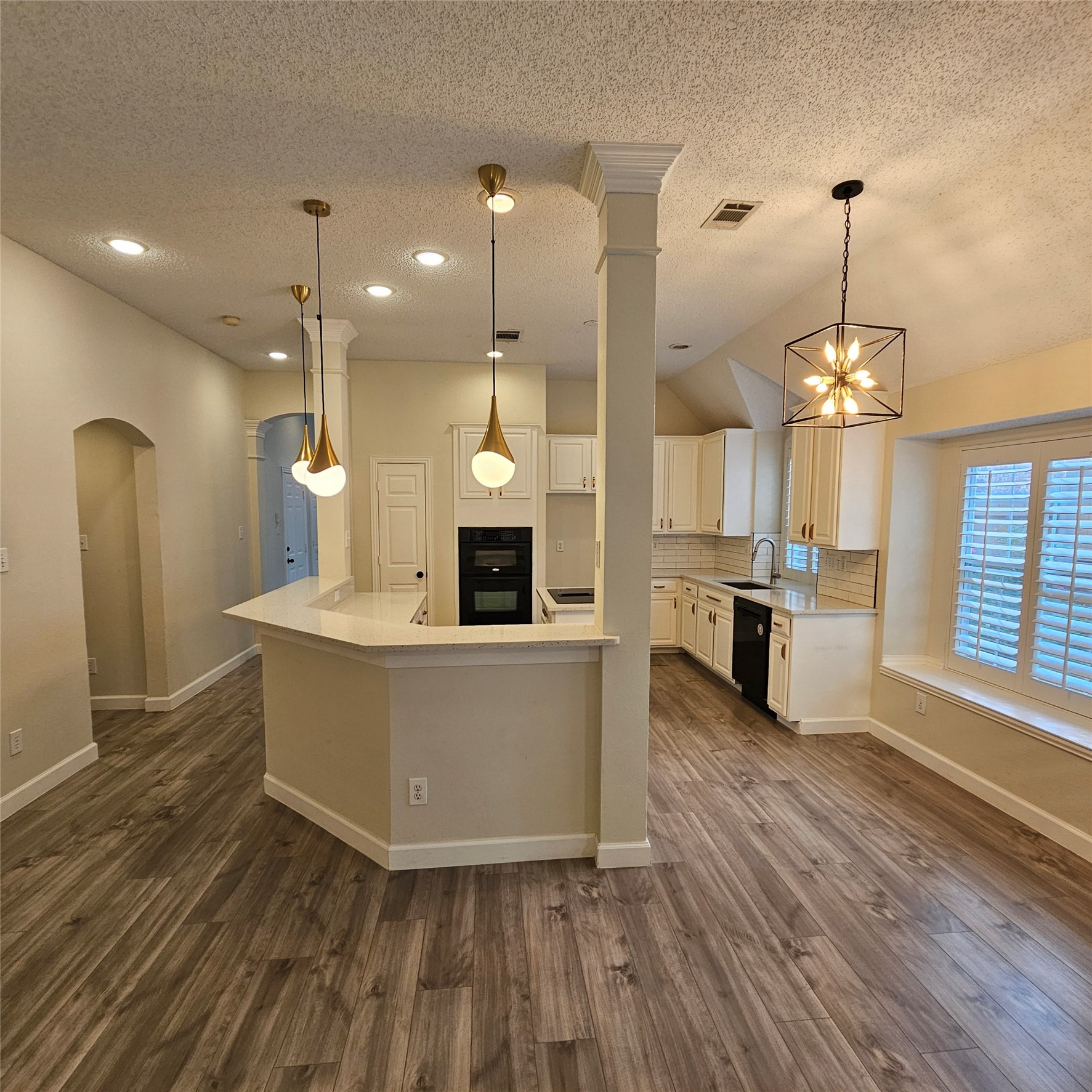 2817 Oleander Drive