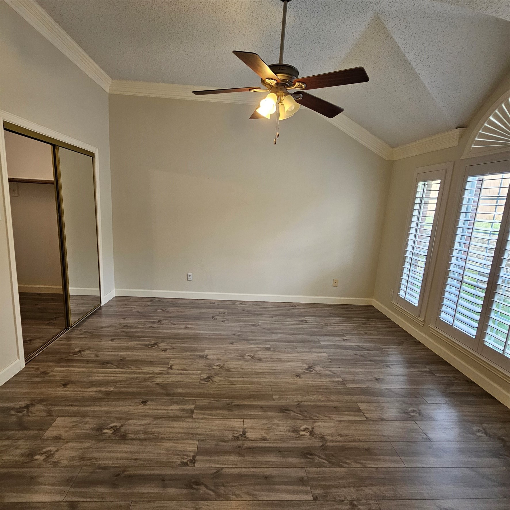 2817 Oleander Drive
