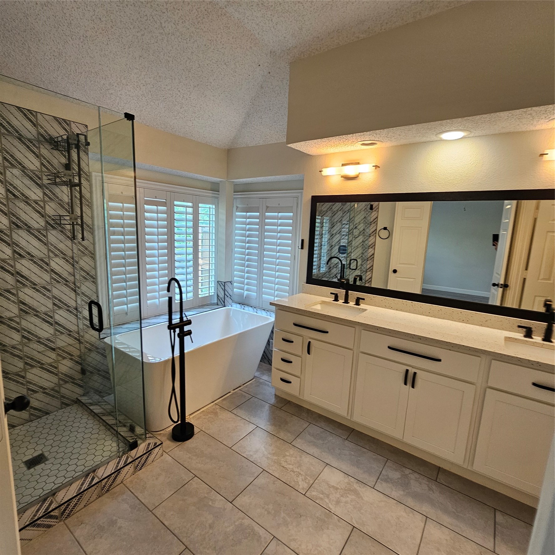 2817 Oleander Drive