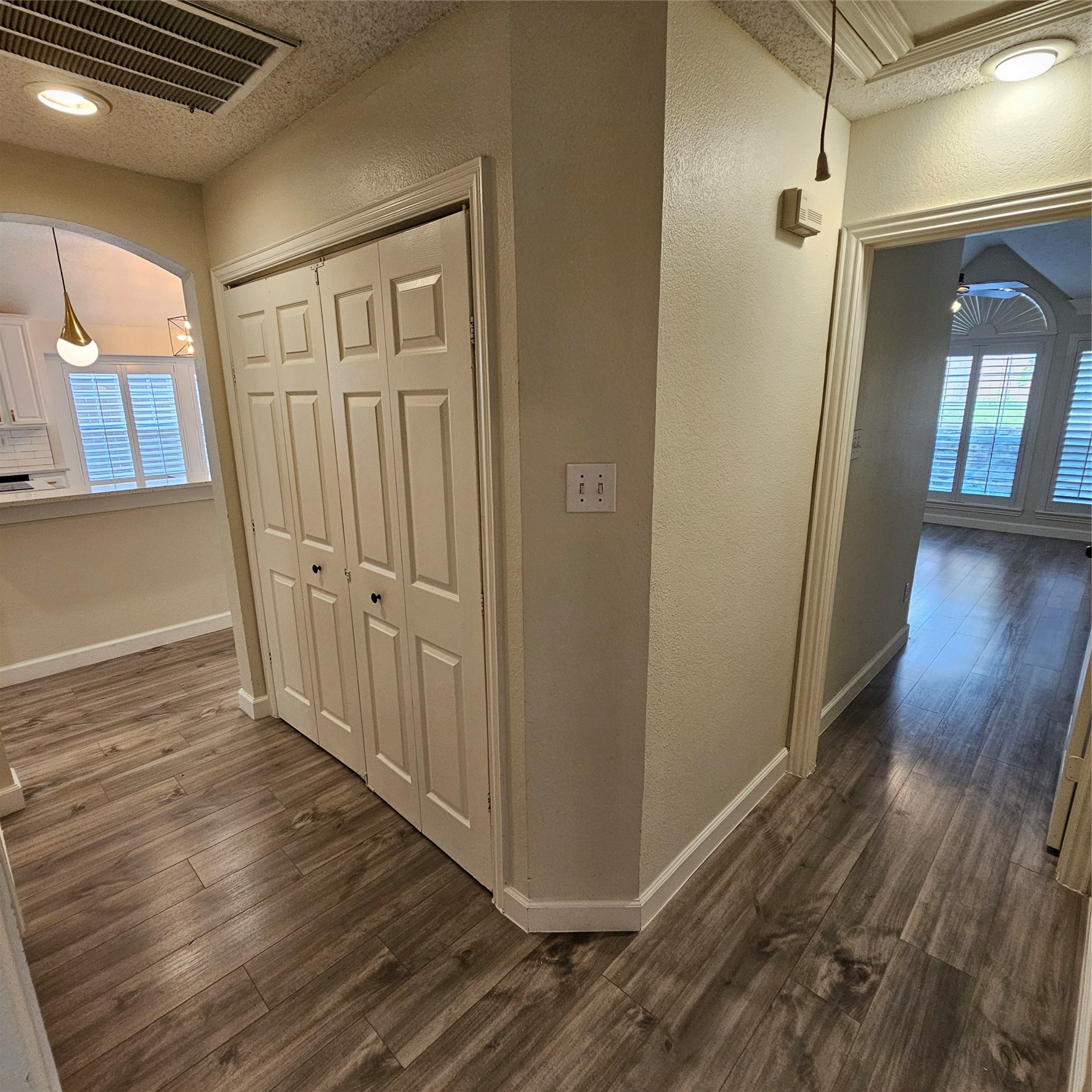 2817 Oleander Drive