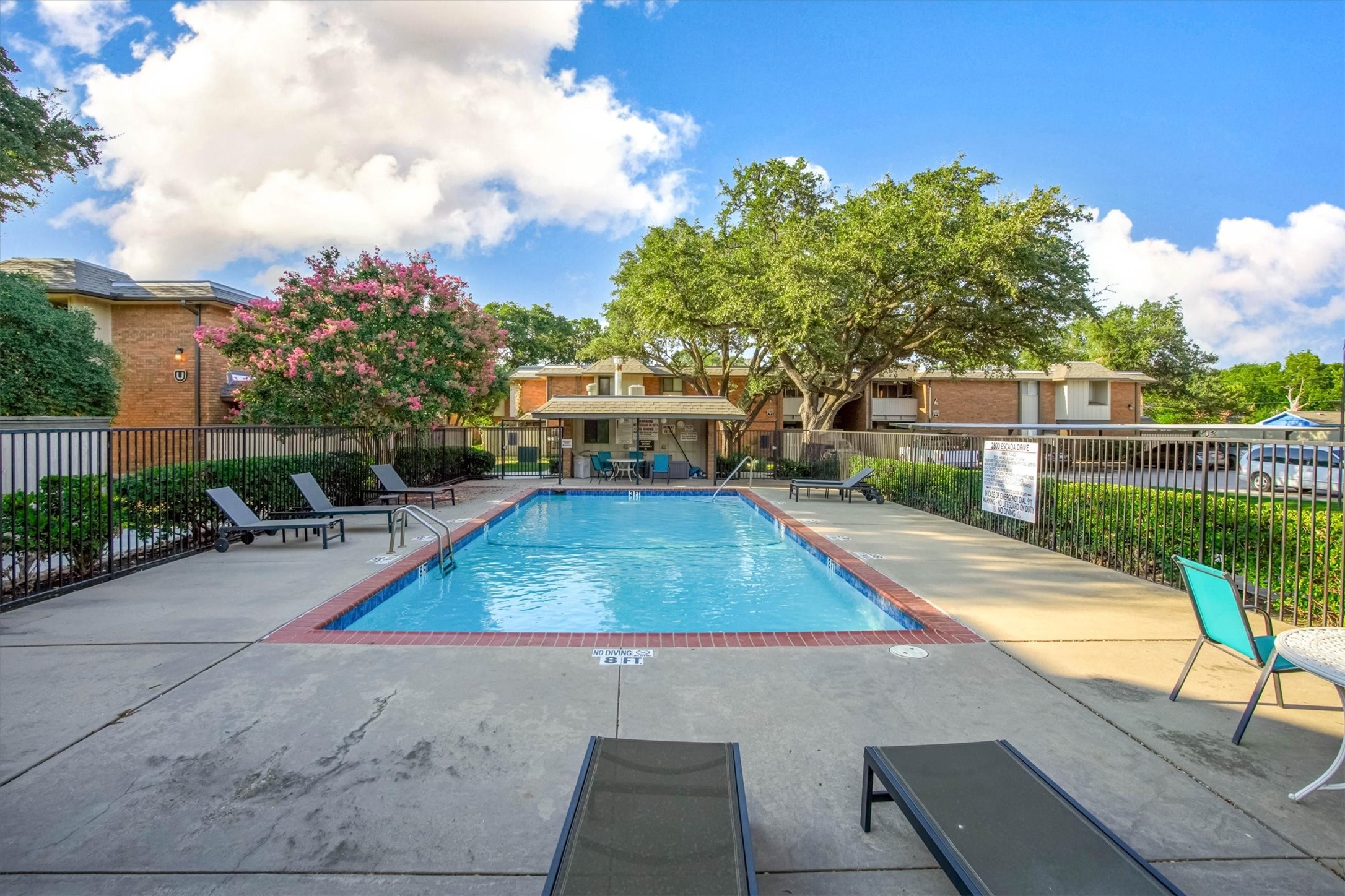 2805 Lineville Drive 105