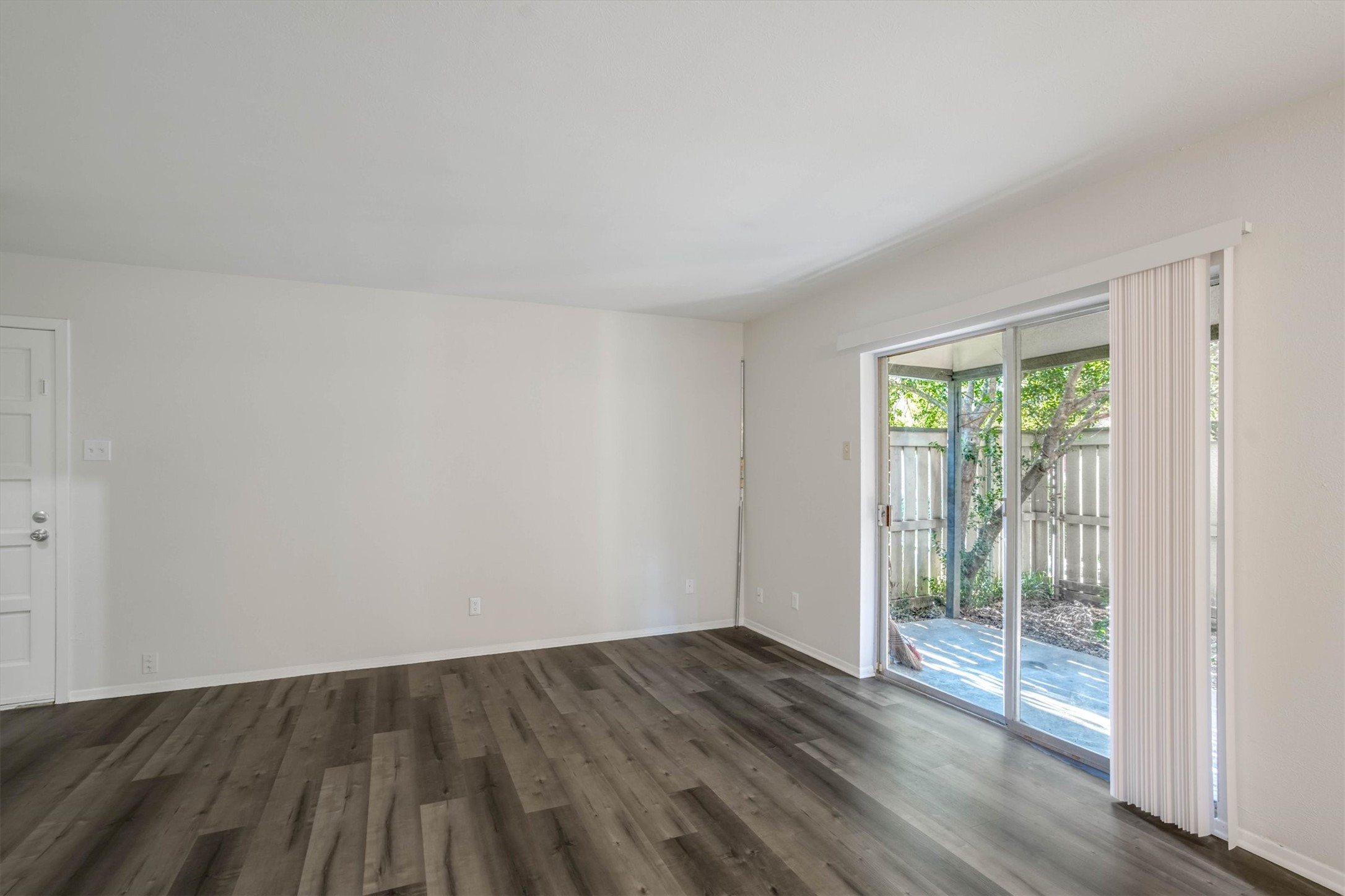 2805 Lineville Drive 105