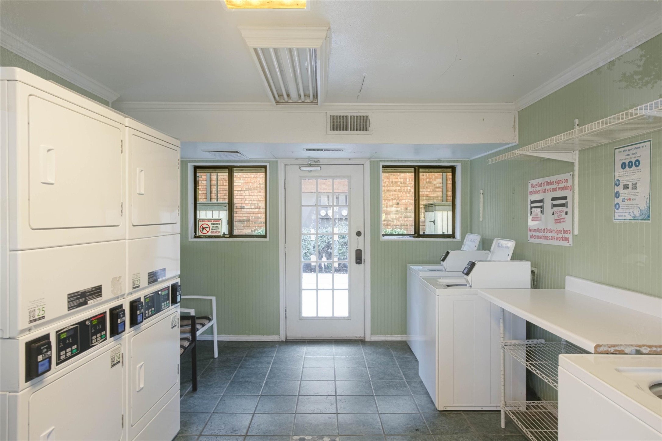 2805 Lineville Drive 105