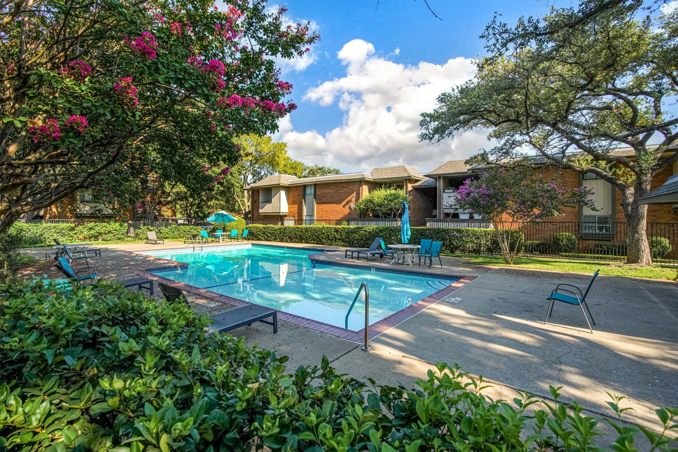 2805 Lineville Drive 105