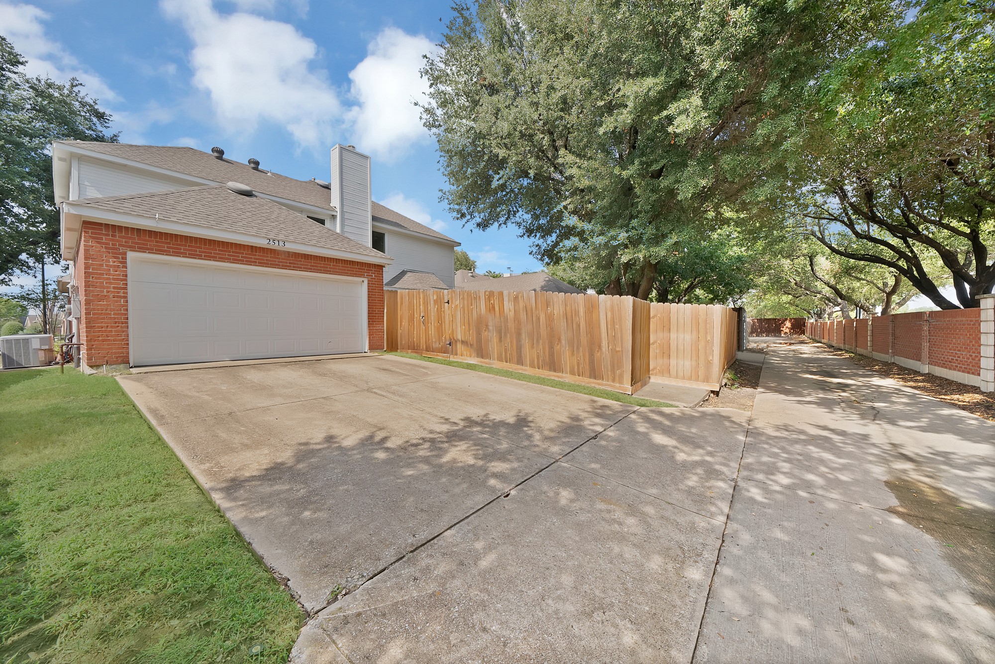 2513 Pecan Meadow Drive