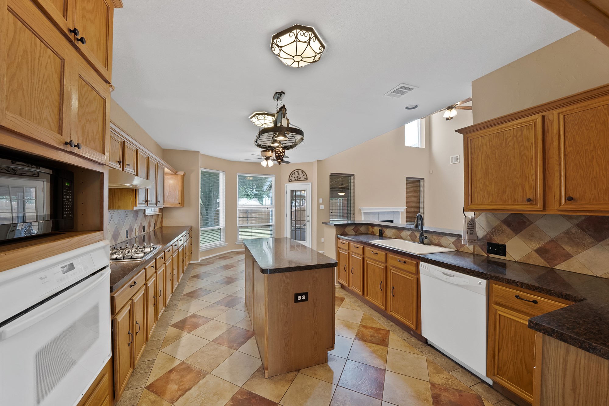 2513 Pecan Meadow Drive