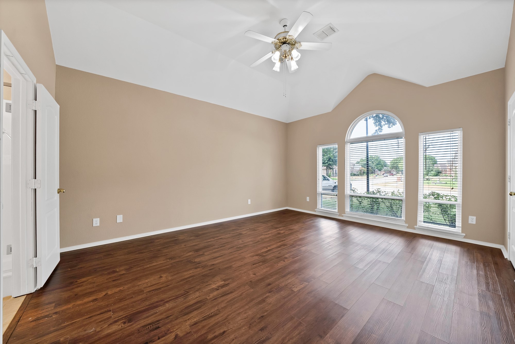 2513 Pecan Meadow Drive