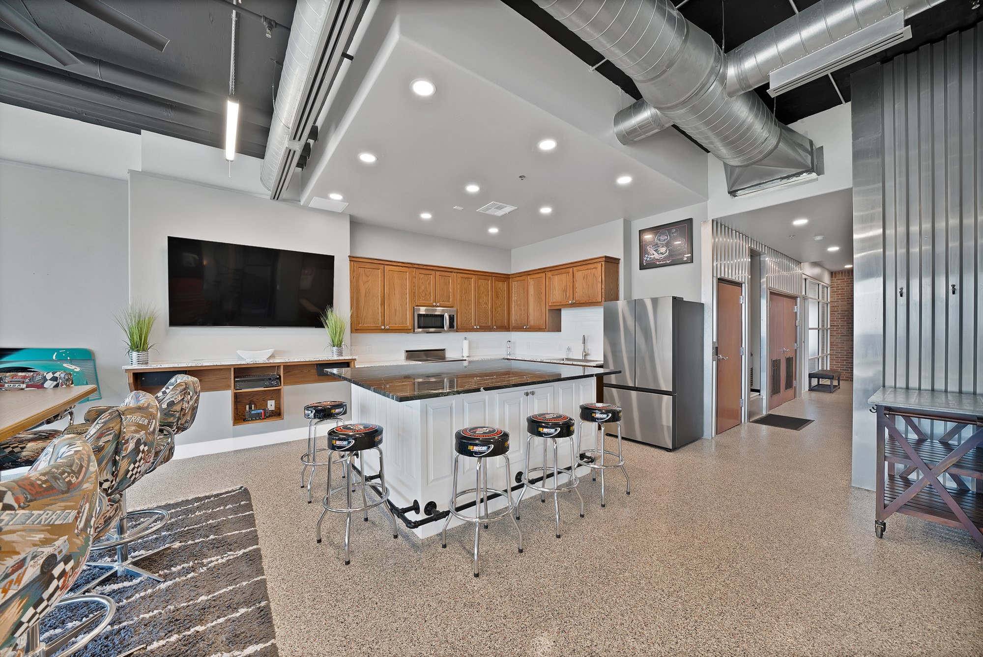 3575 Lone Star Circle 1004