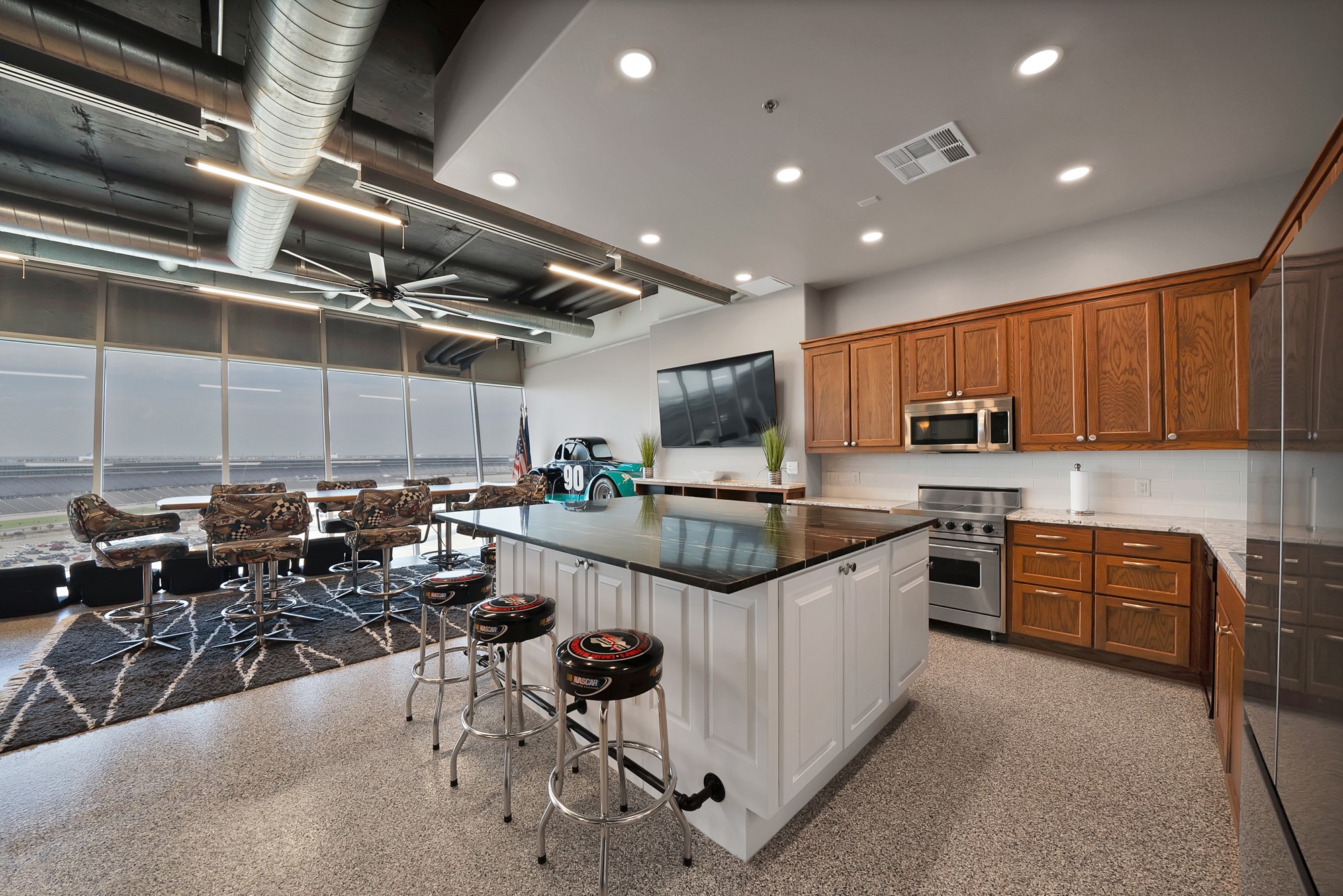3575 Lone Star Circle 1004