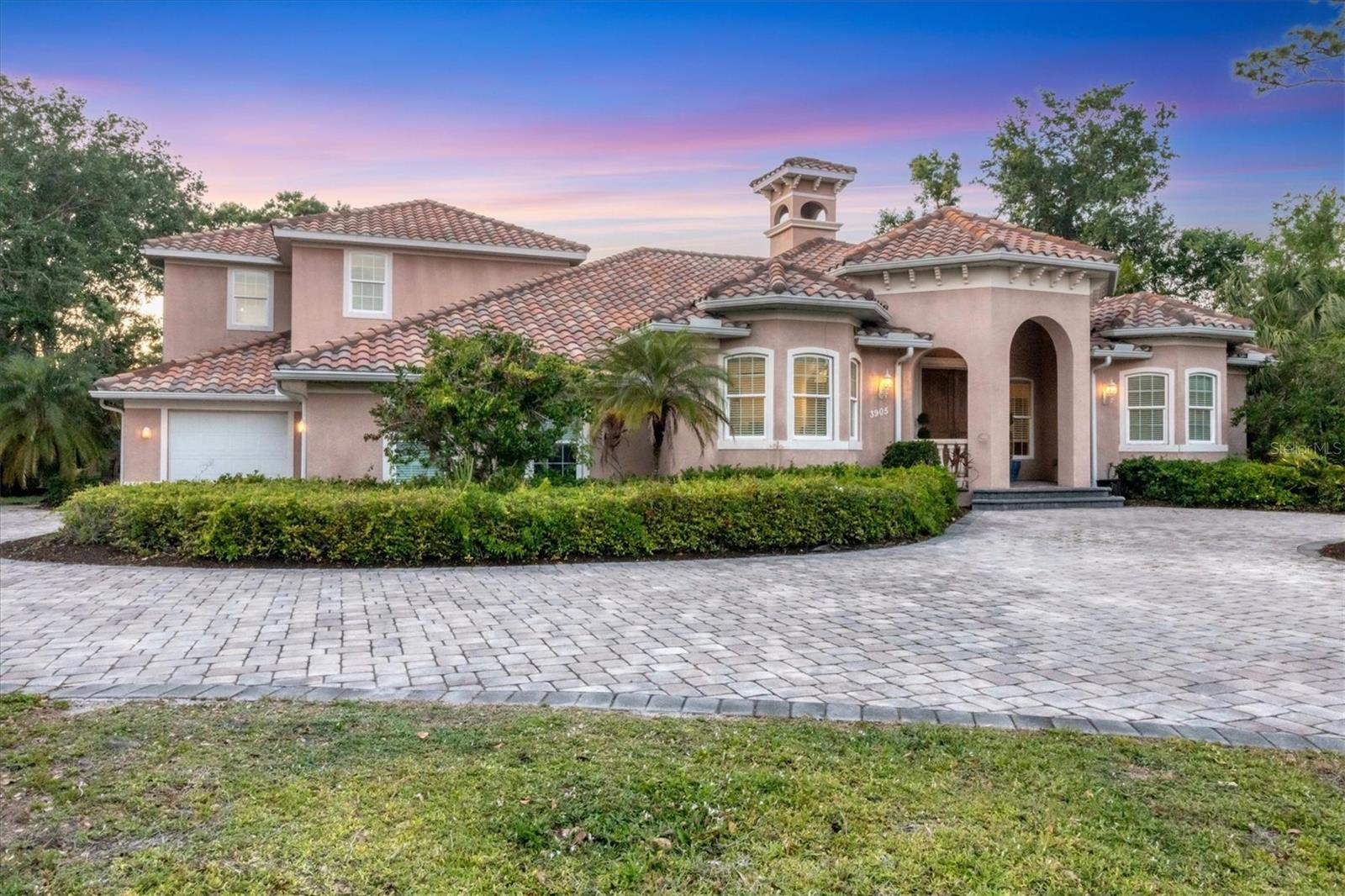 3905 TRENTWOOD PL