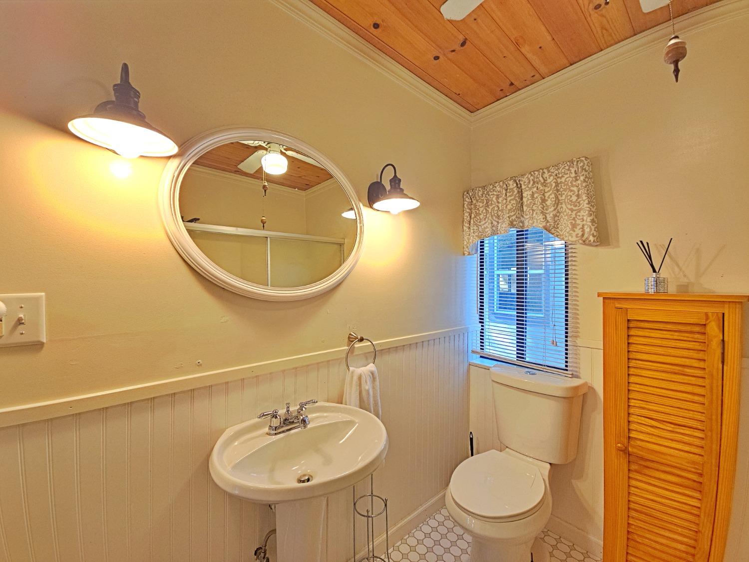 54696 Crane Valley