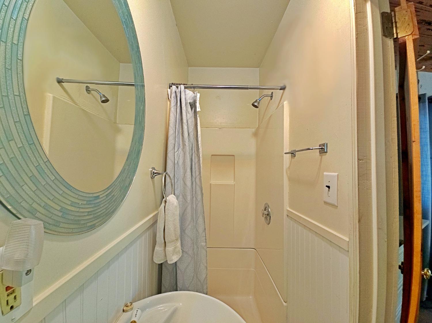 54696 Crane Valley