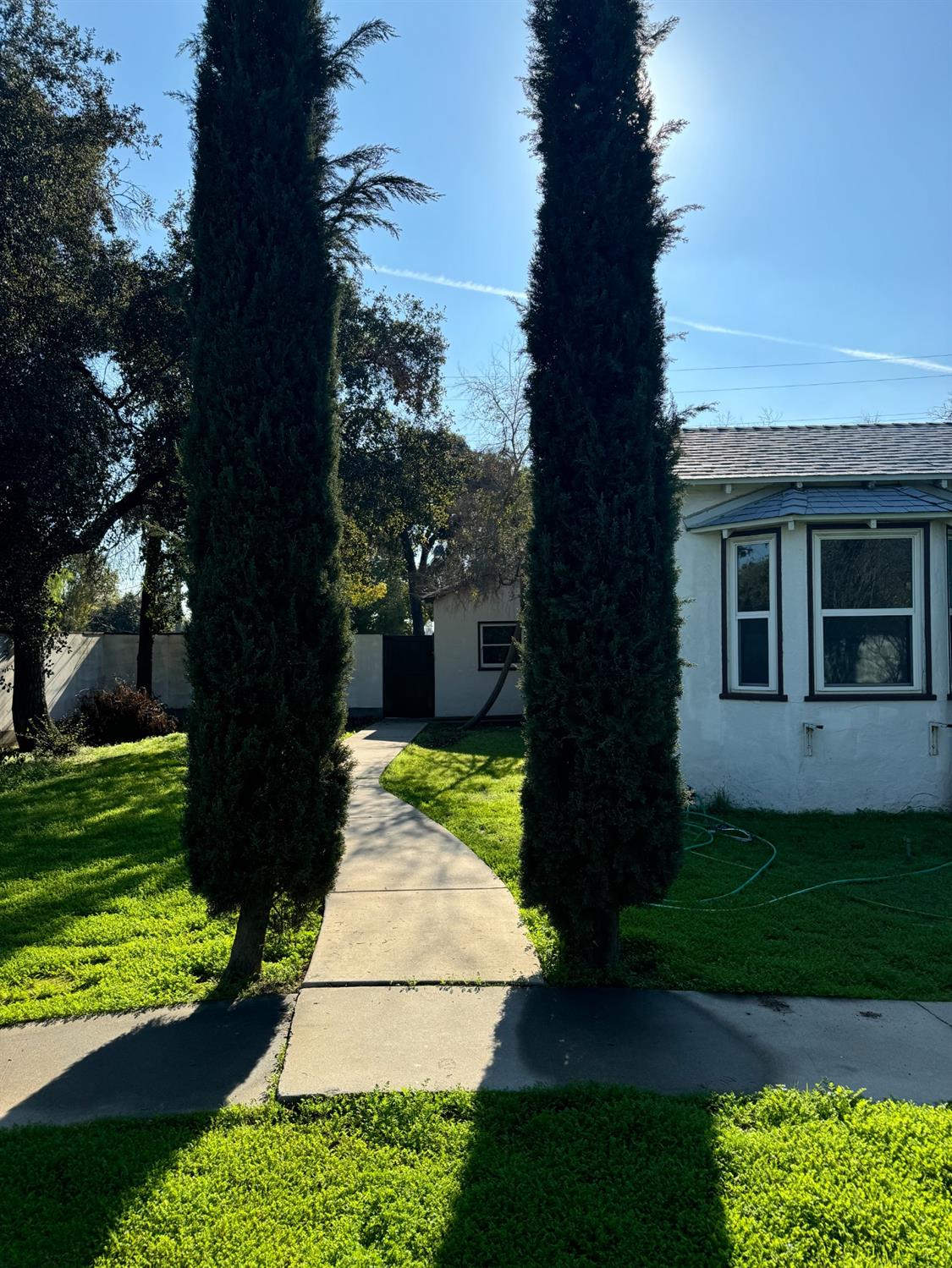 4181 N Maroa Avenue