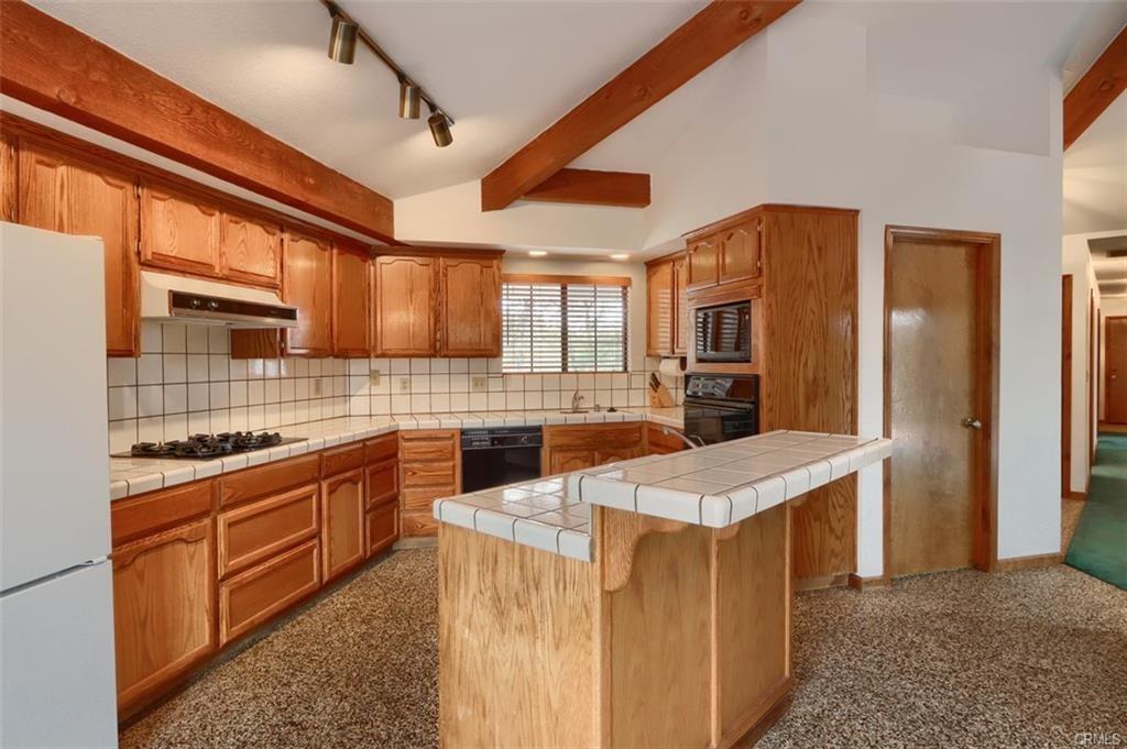 32786 Road 221