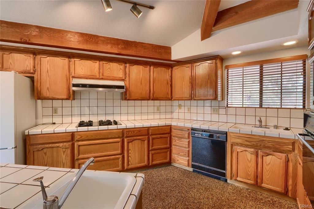 32786 Road 221