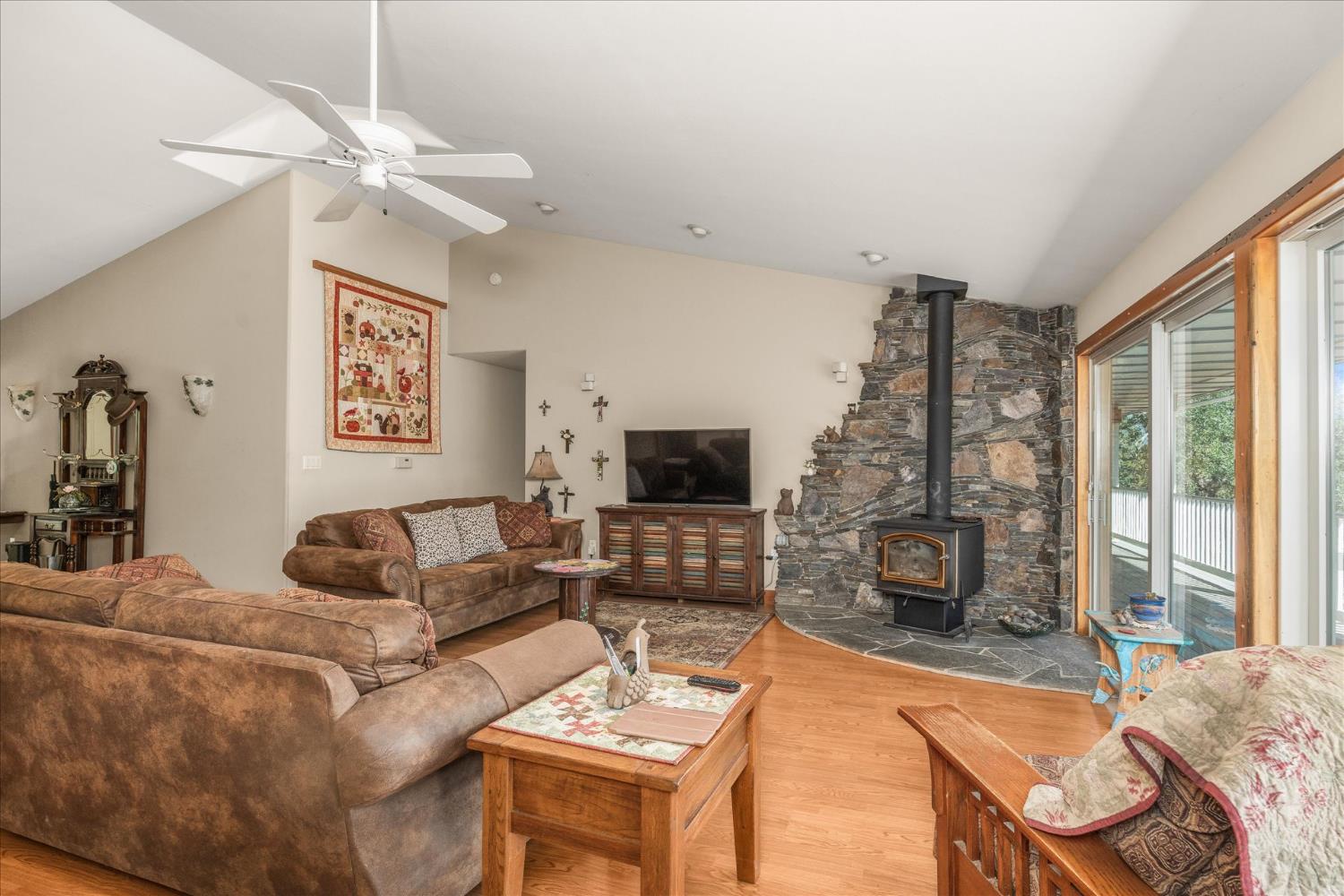 31493 Hazelwood