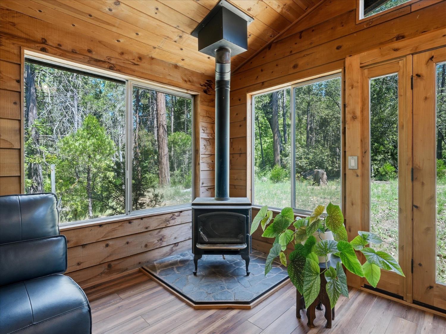 59967 Cascadel Road