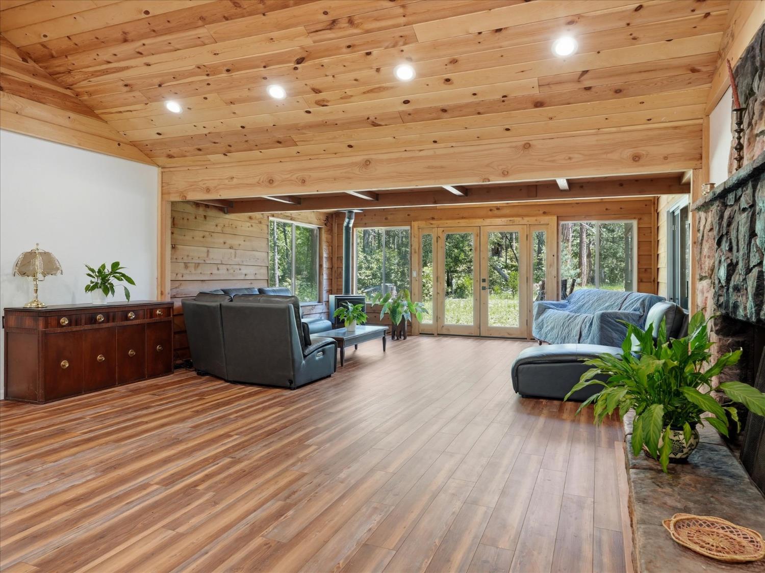 59967 Cascadel Road