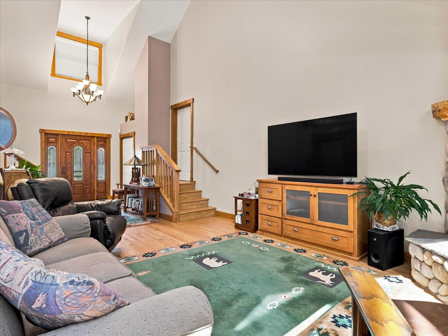 39771 Cedar Vista Circle S