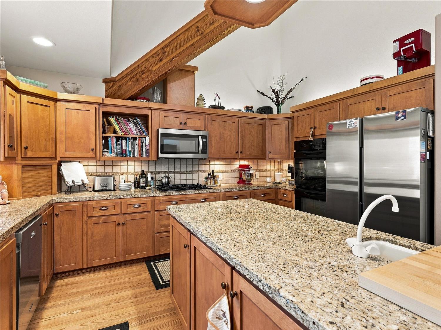 39771 Cedar Vista Circle S