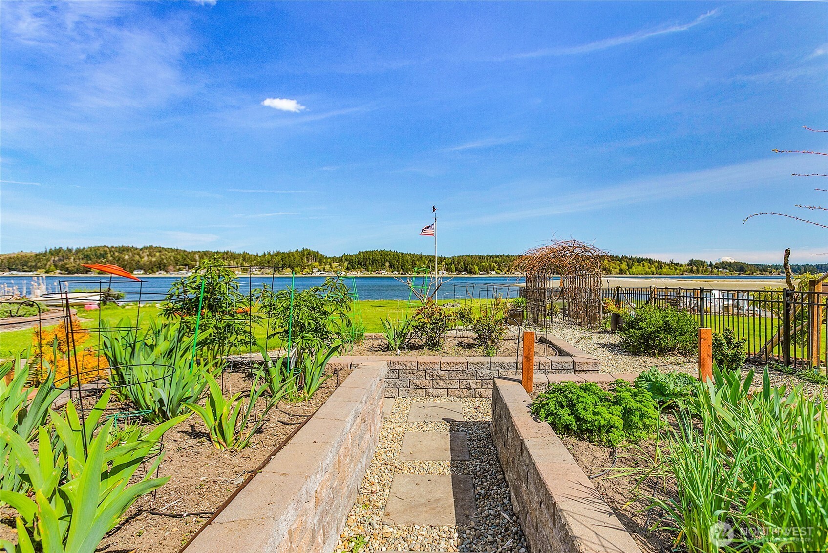 7530 E Grapeview Loop Road
