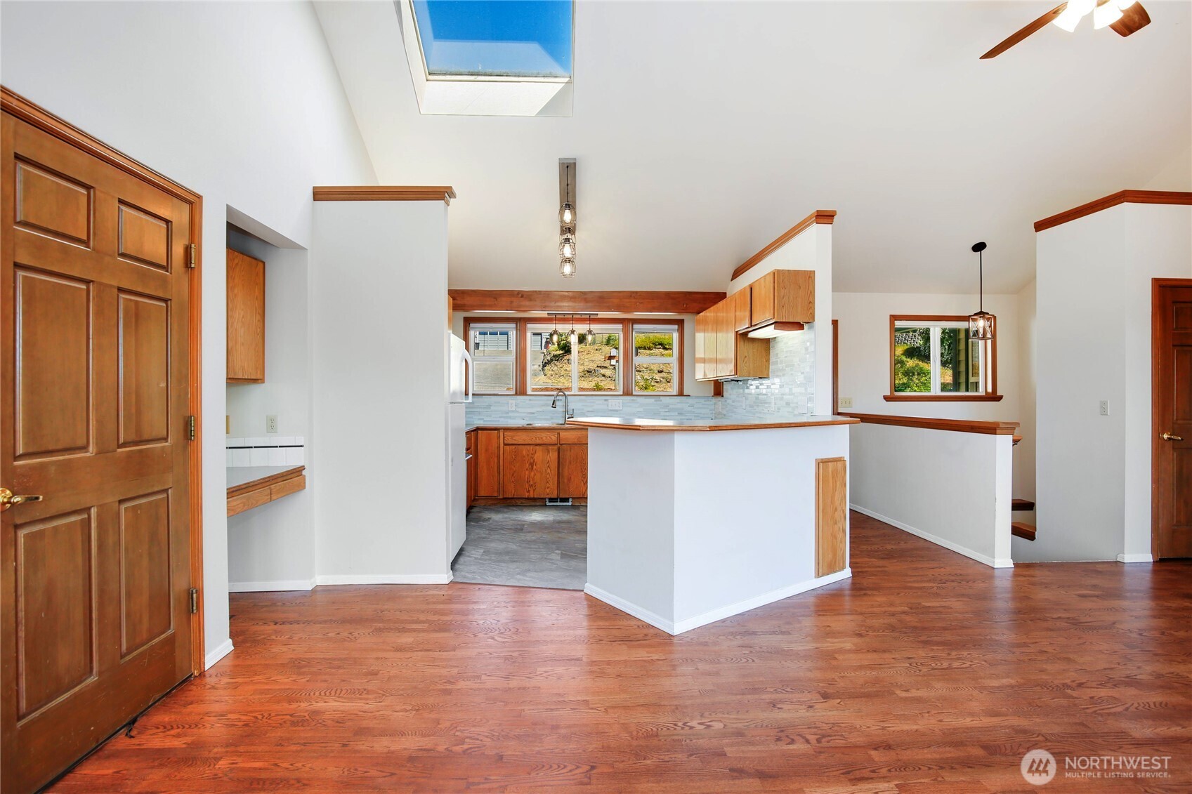 3525 Harbel Drive NE