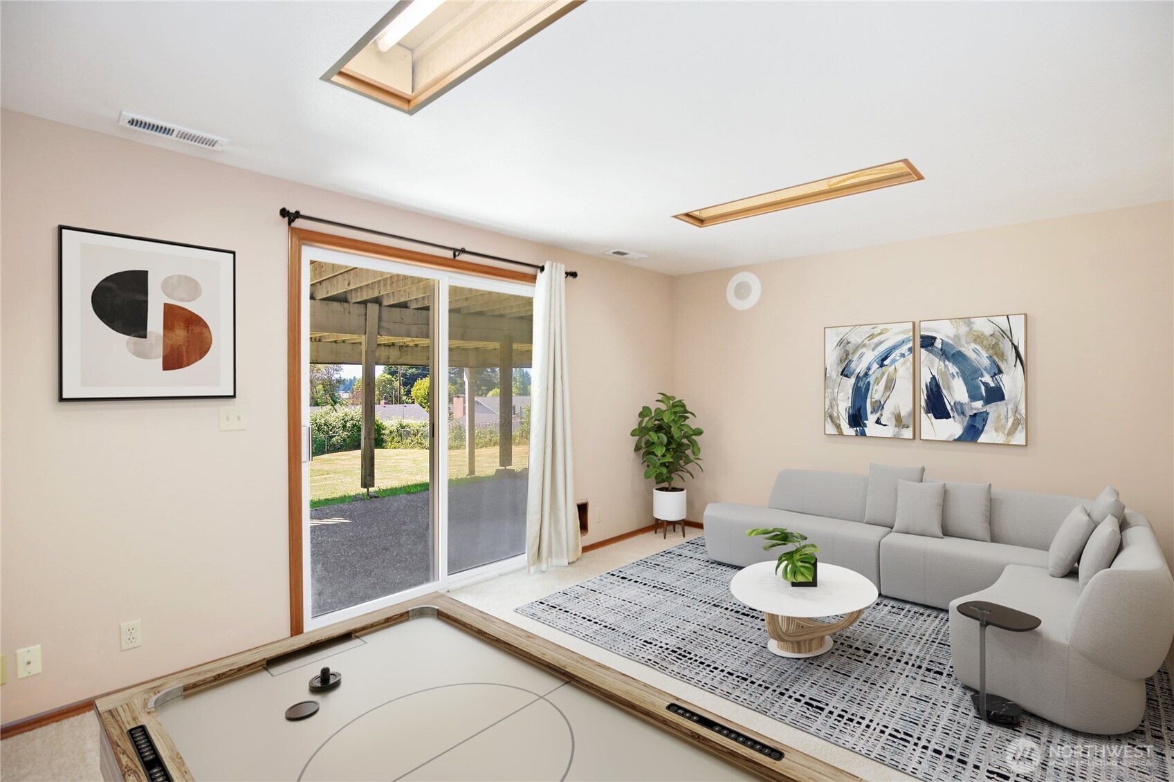 3525 Harbel Drive NE