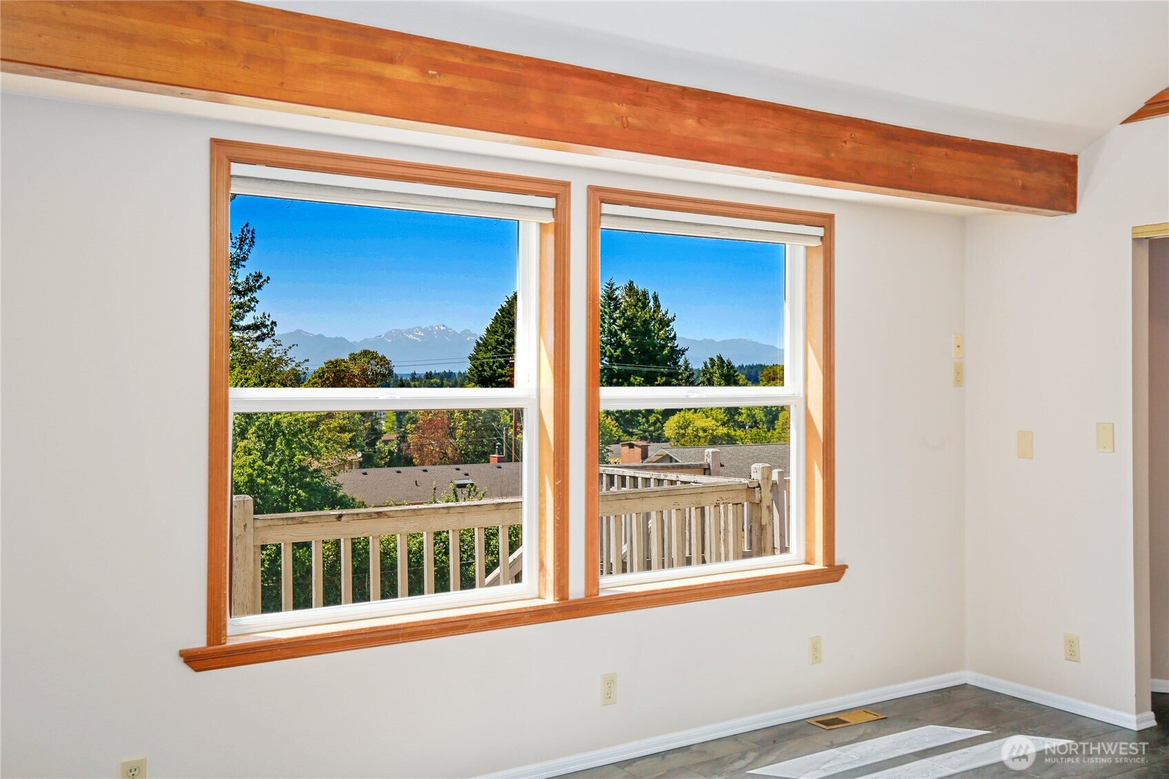 3525 Harbel Drive NE