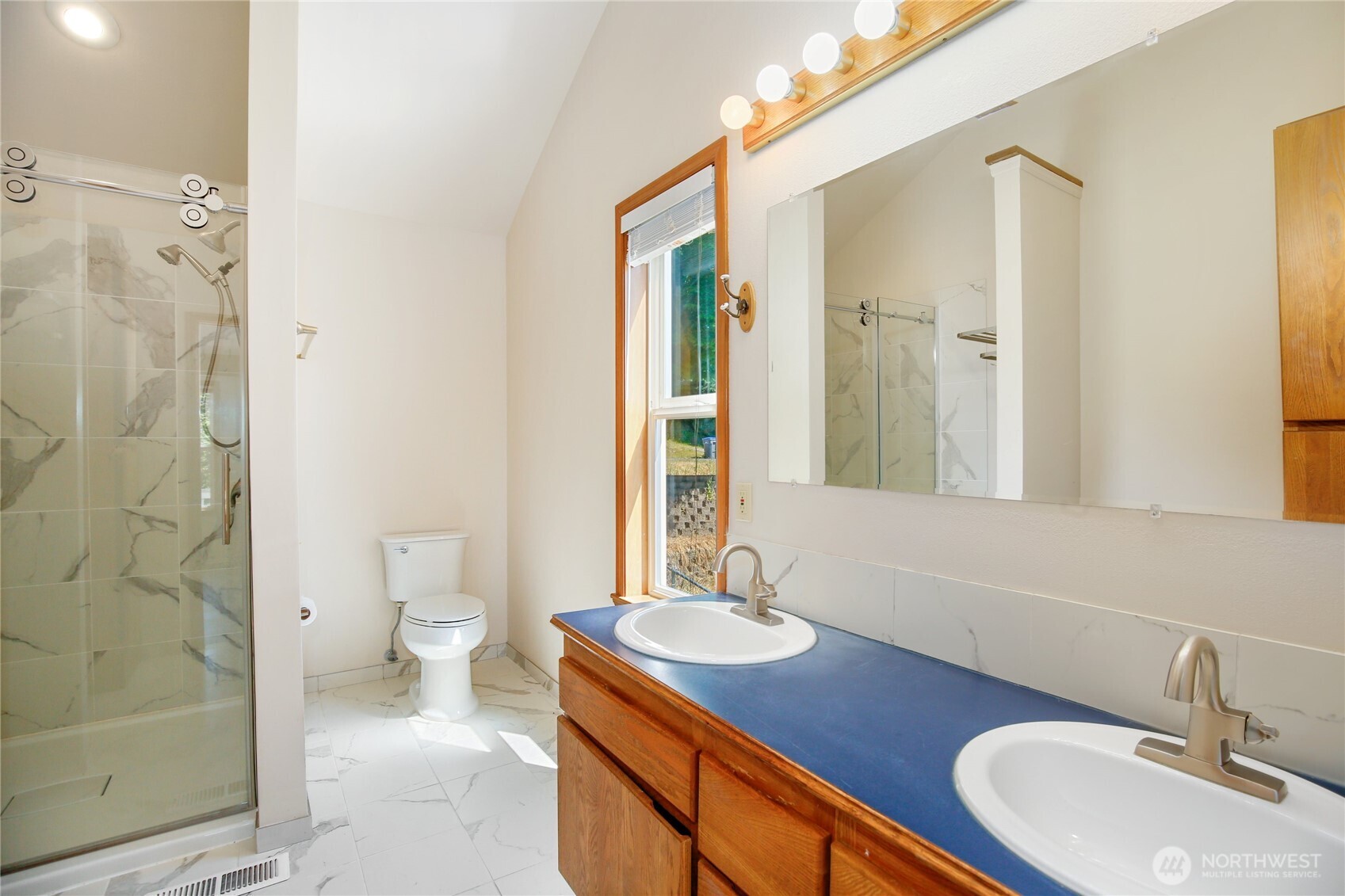 3525 Harbel Drive NE