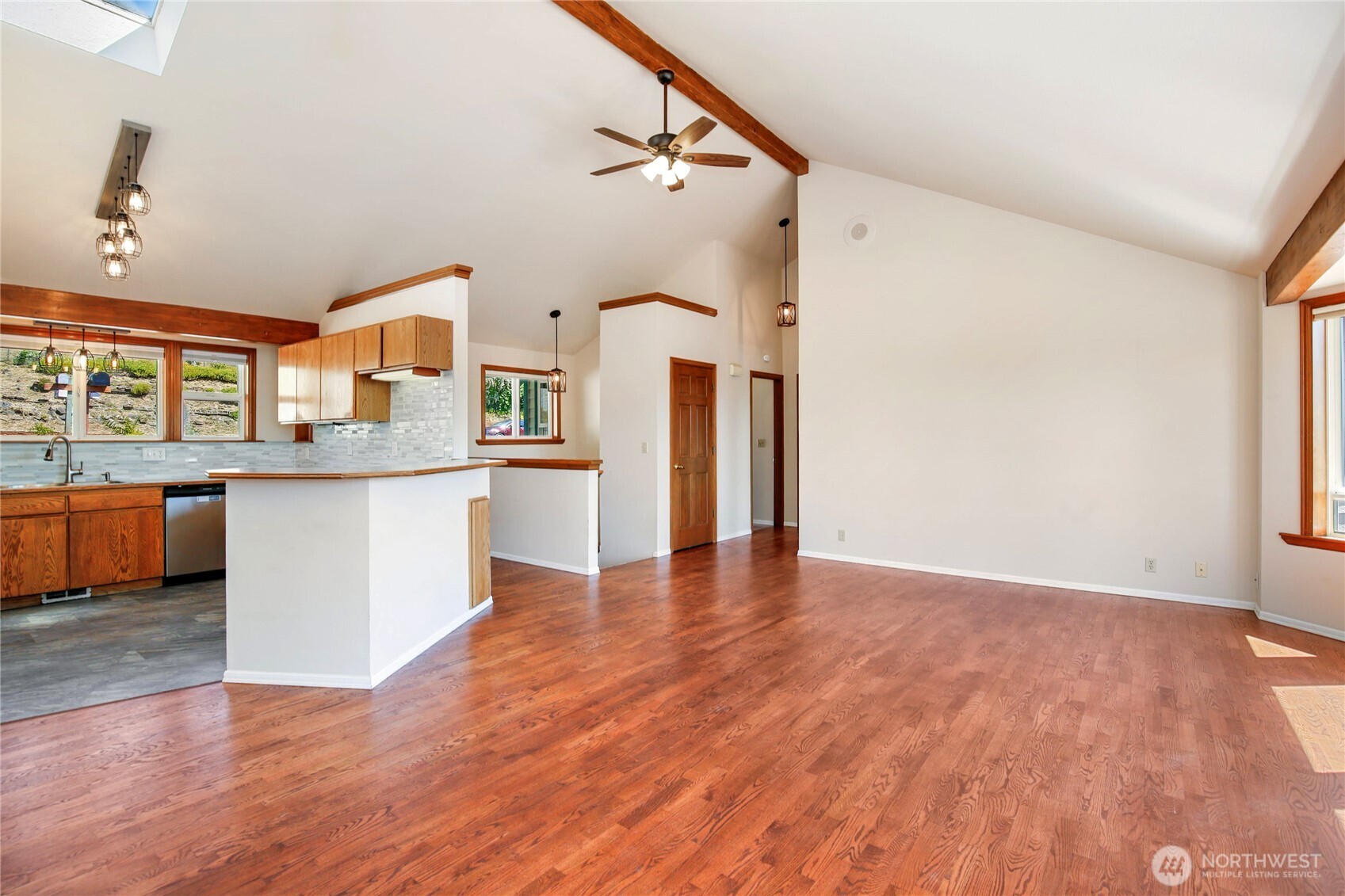 3525 Harbel Drive NE