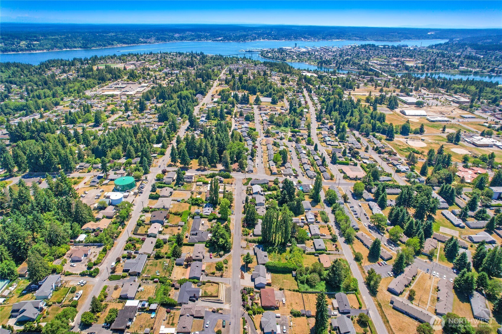 3525 Harbel Drive NE