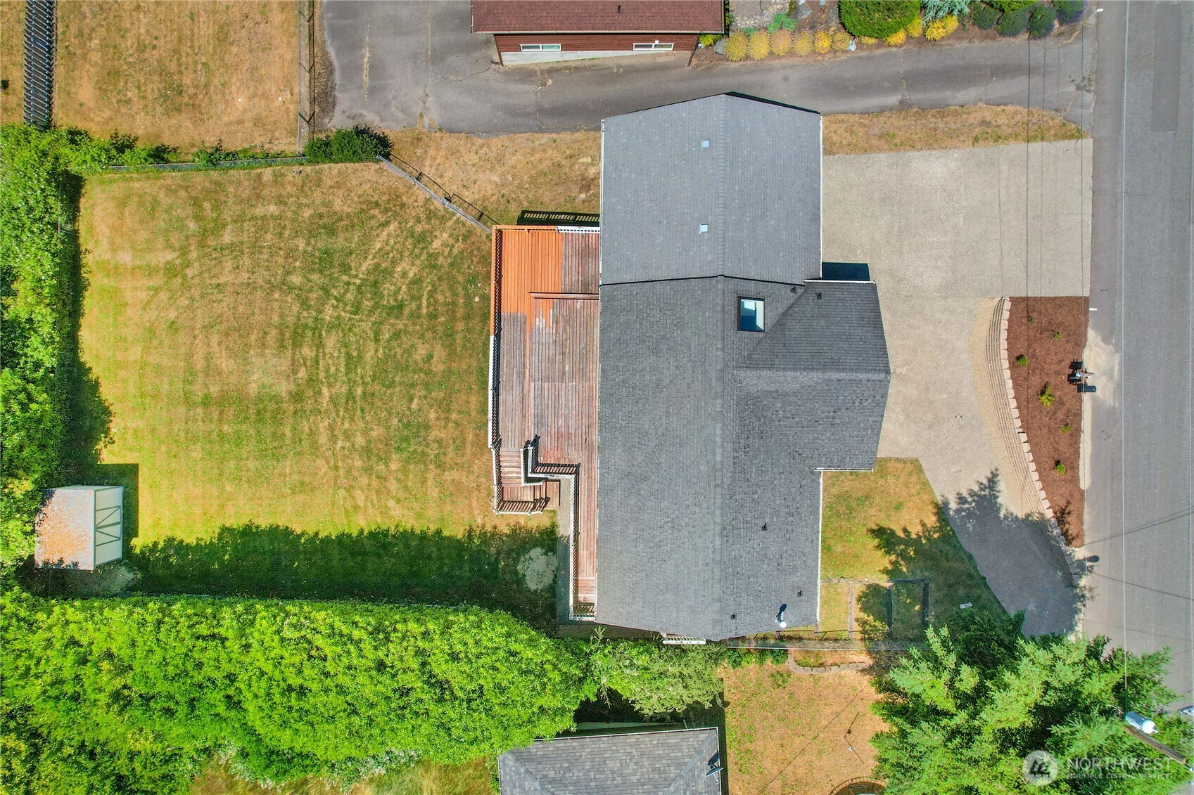 3525 Harbel Drive NE