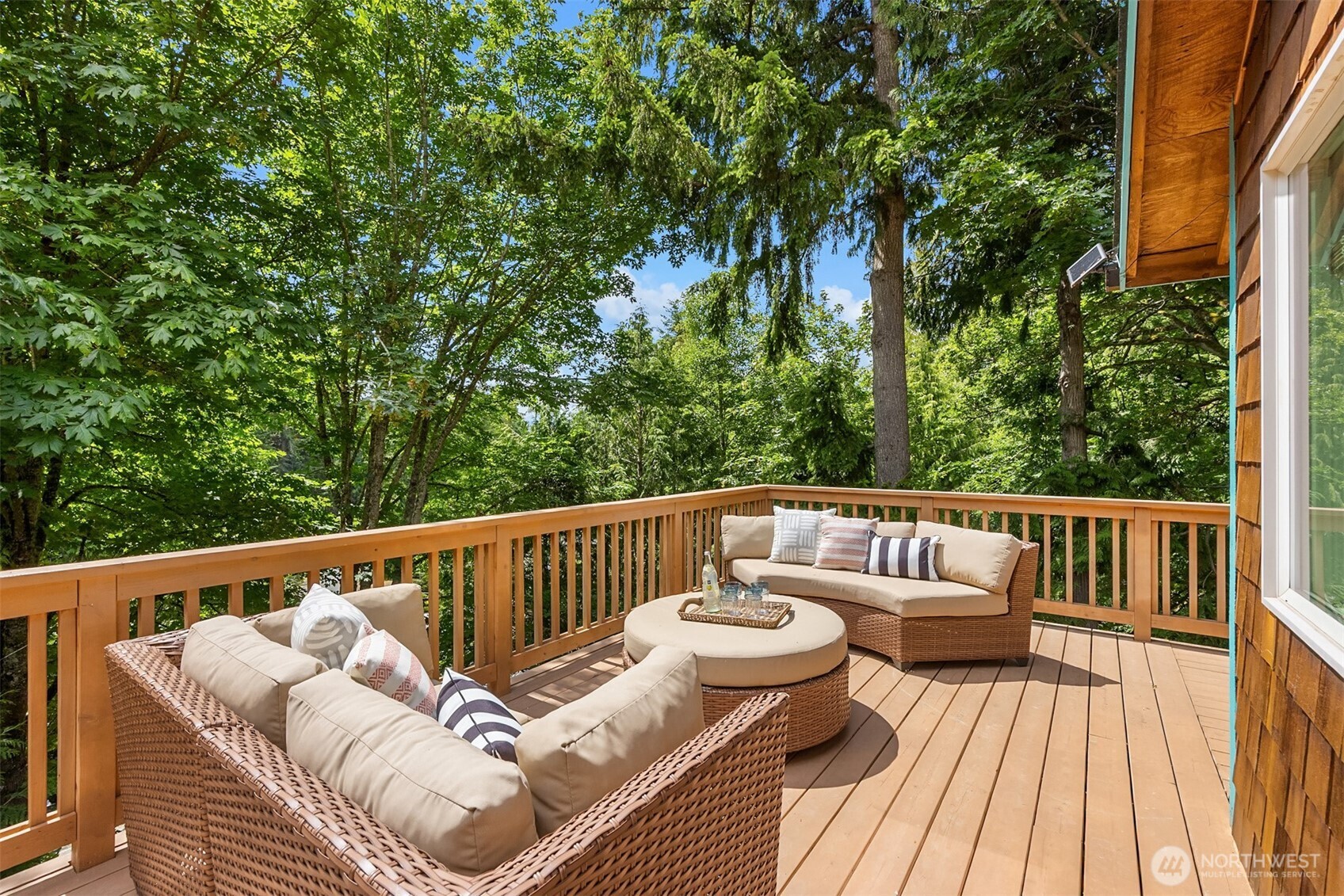 5724 NE Spruce Drive