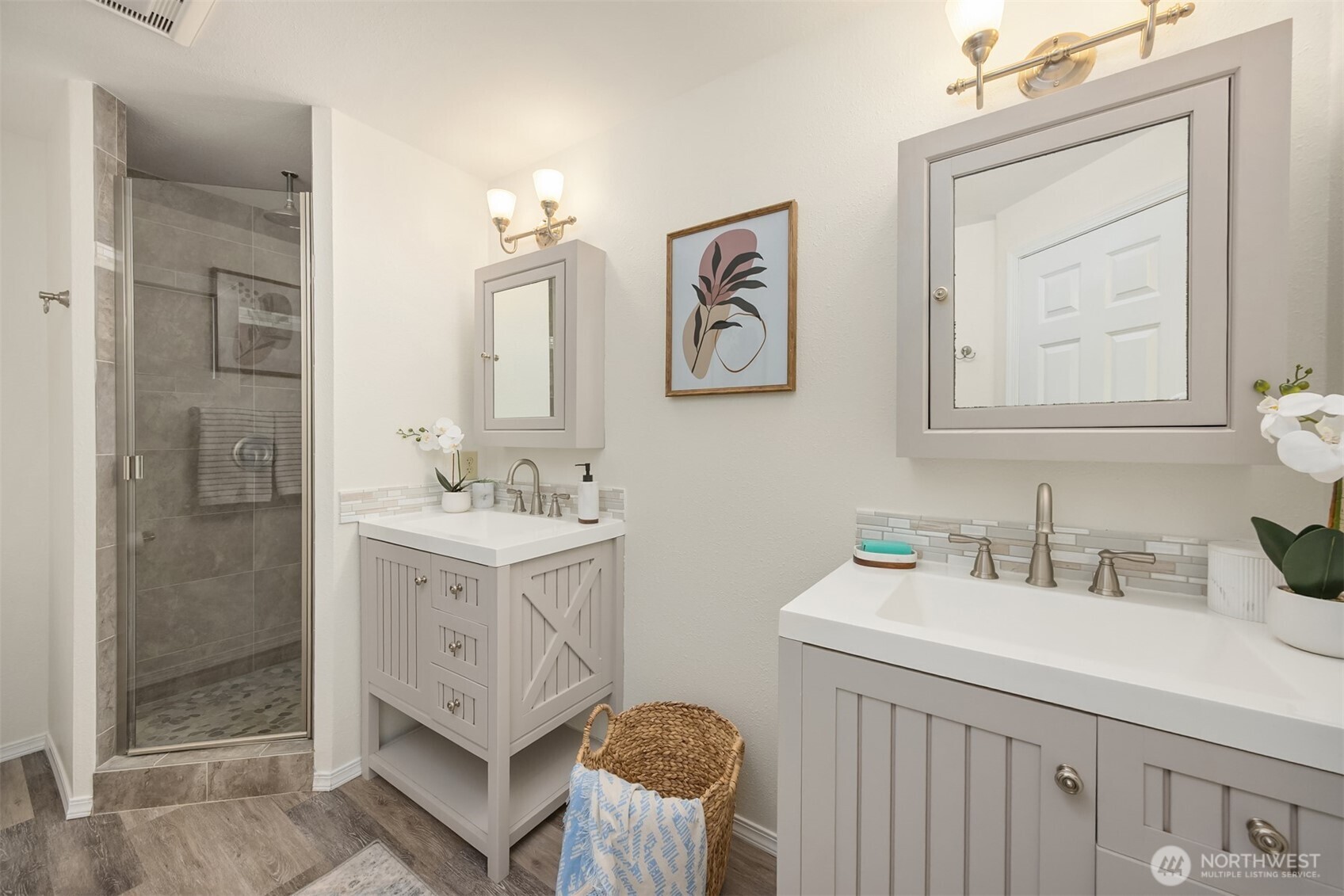 5724 NE Spruce Drive