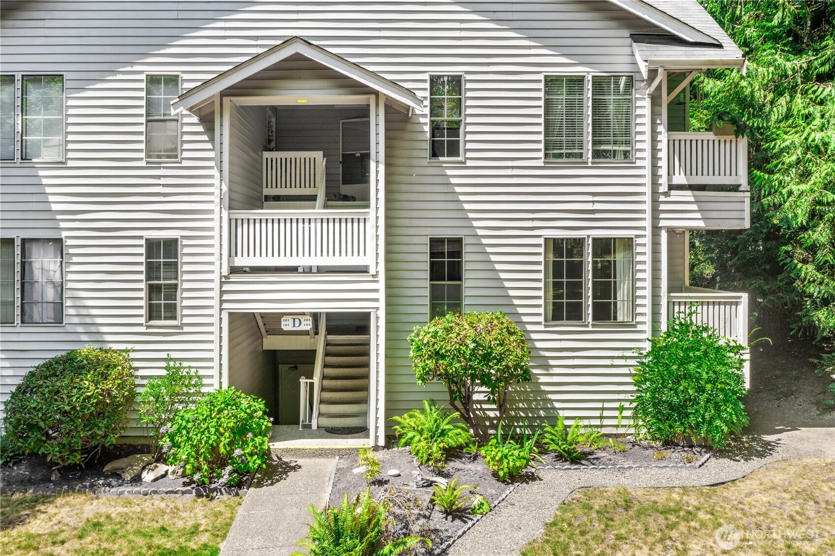 7603 Concord Lane NE Unit: D104