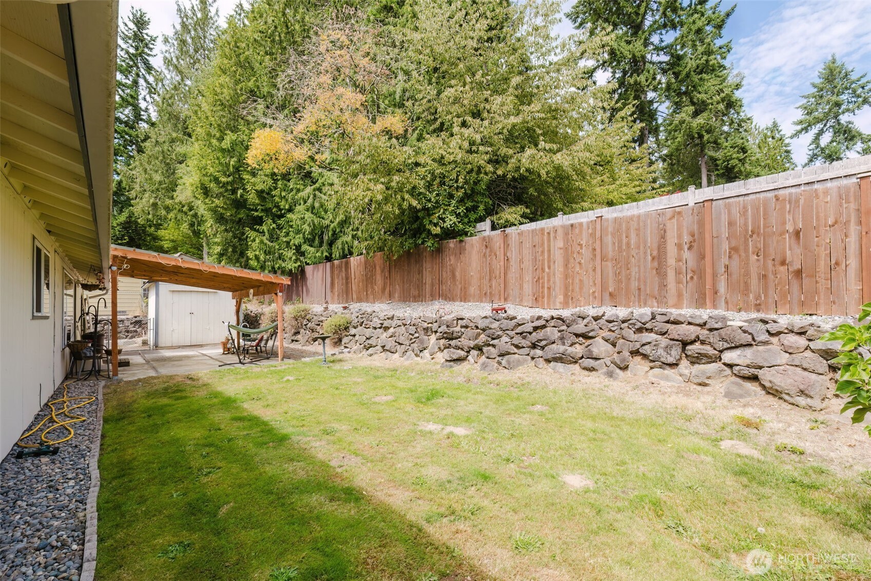 7029 Parkdale Drive NW