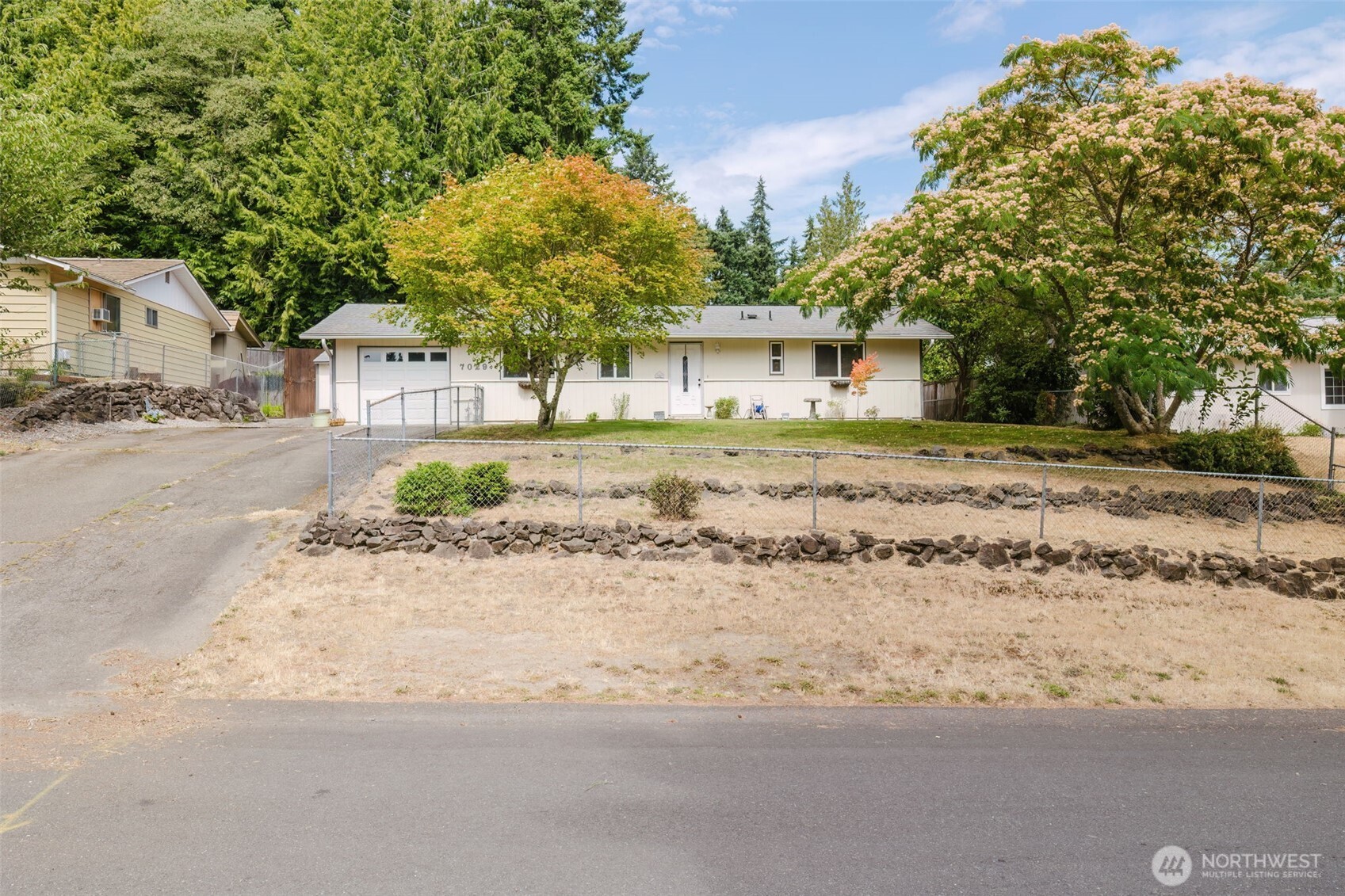 7029 Parkdale Drive NW