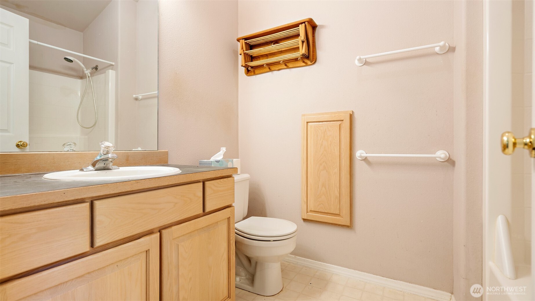 7901 NE Beachwood Avenue