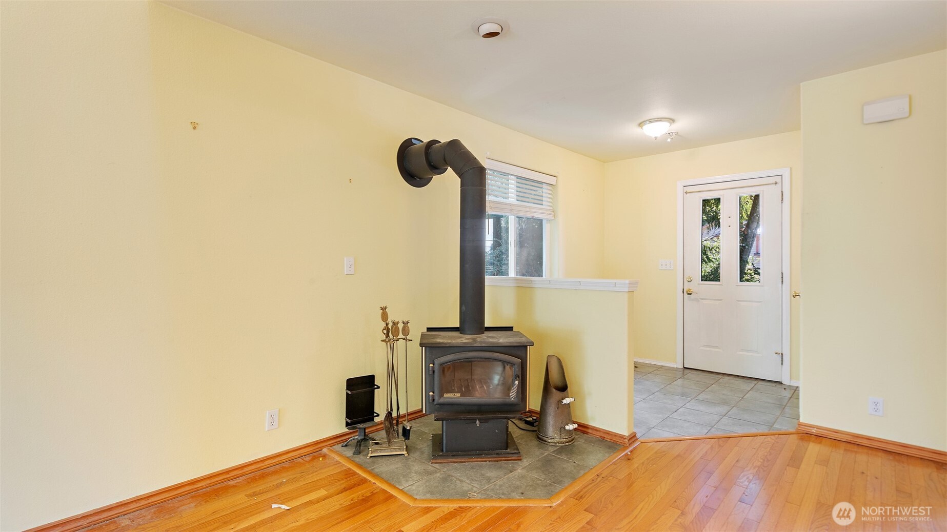 7901 NE Beachwood Avenue