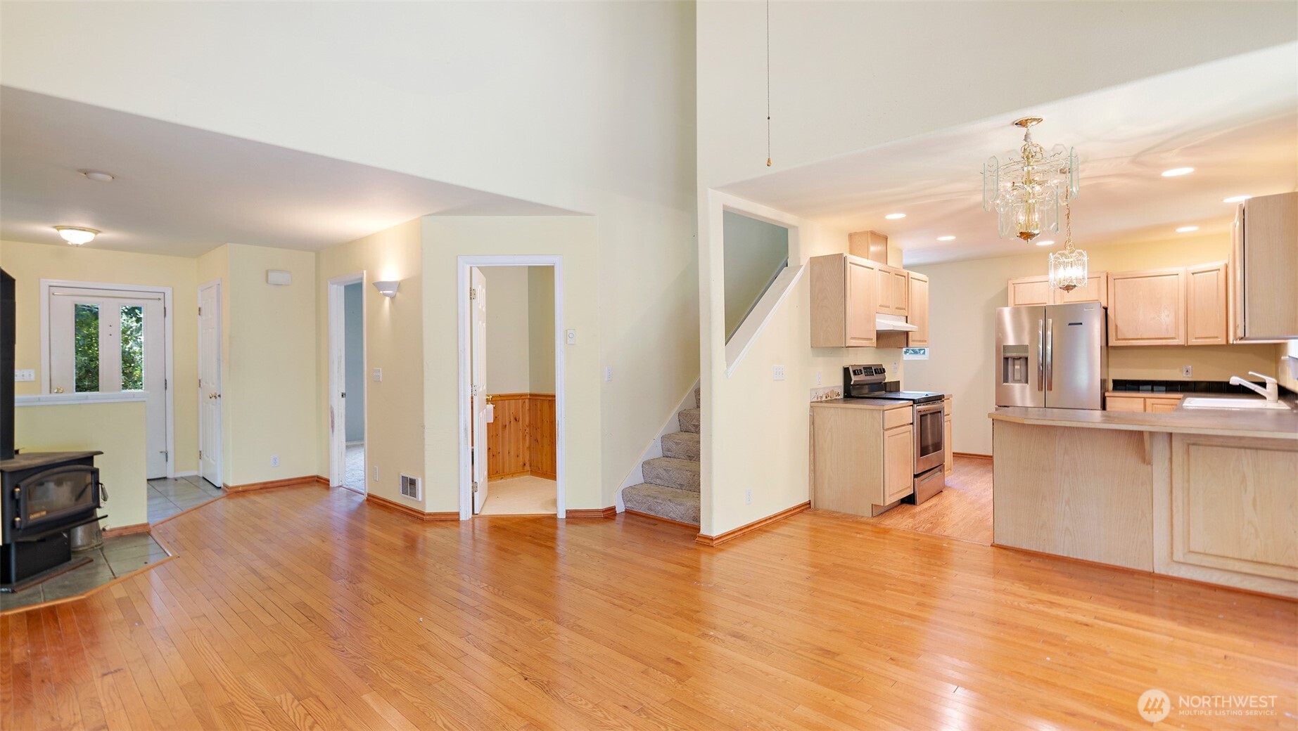 7901 NE Beachwood Avenue