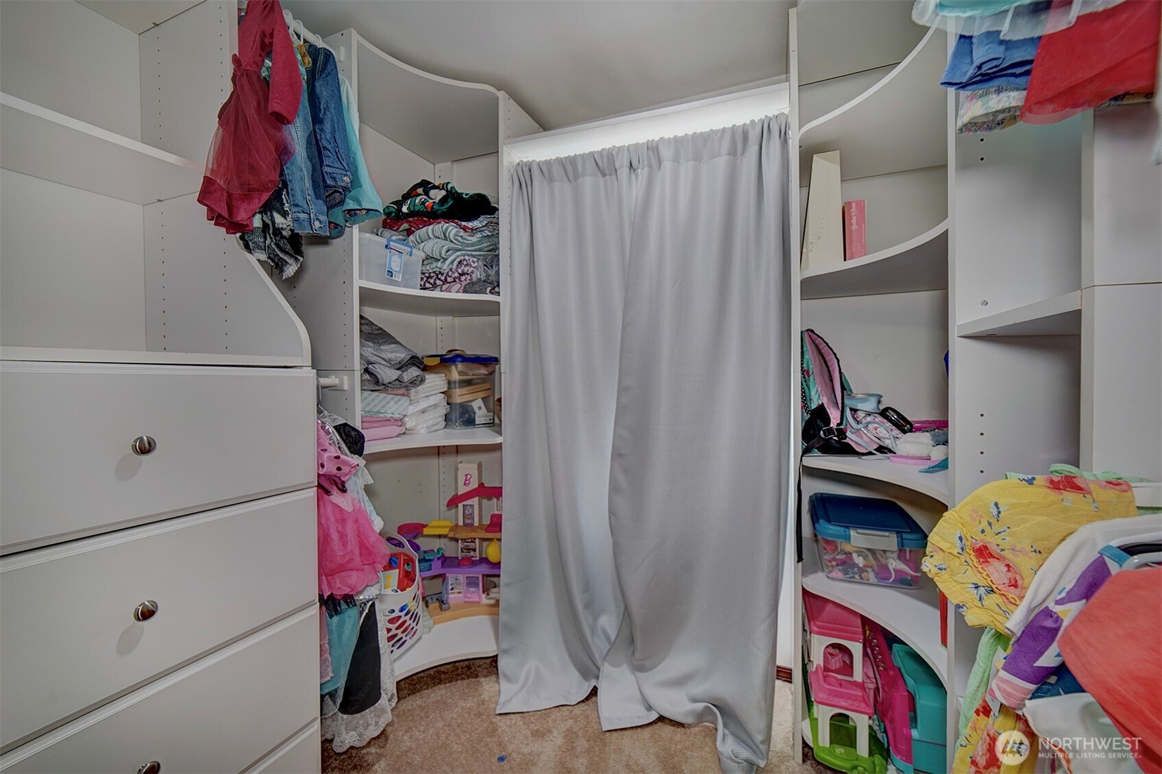 6490 Graceland Avenue NE