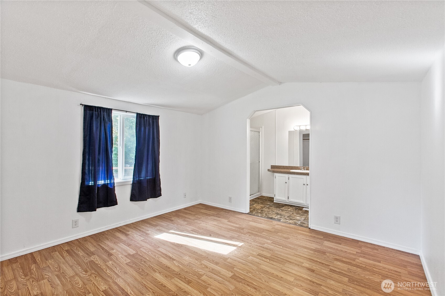 81 E Cedar Grove Lane