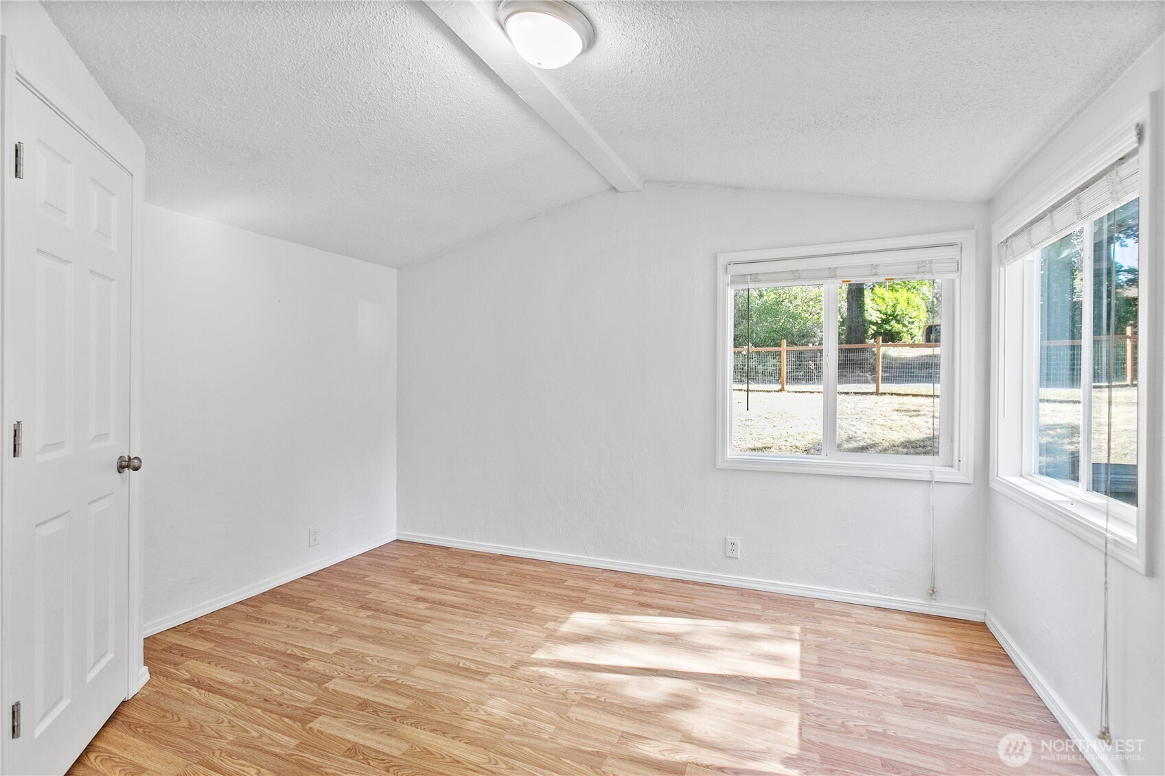 81 E Cedar Grove Lane