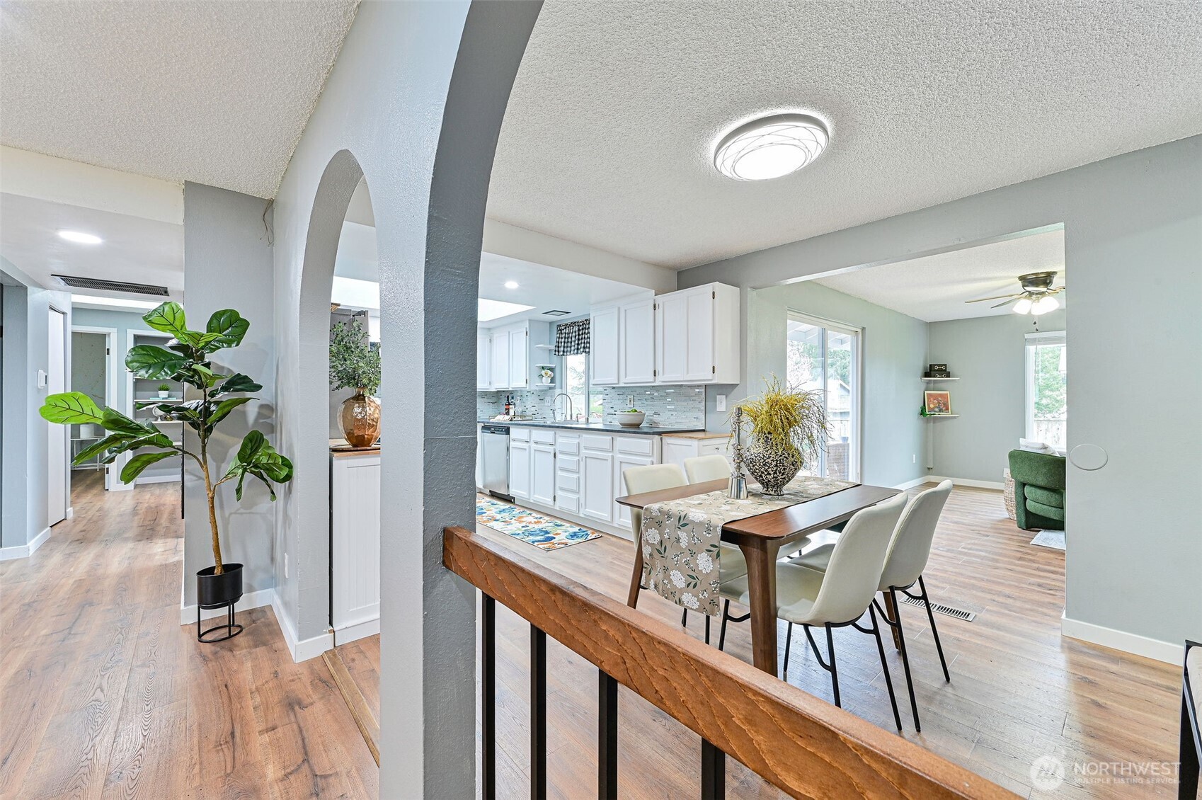 2313 Ponderosa Drive SE