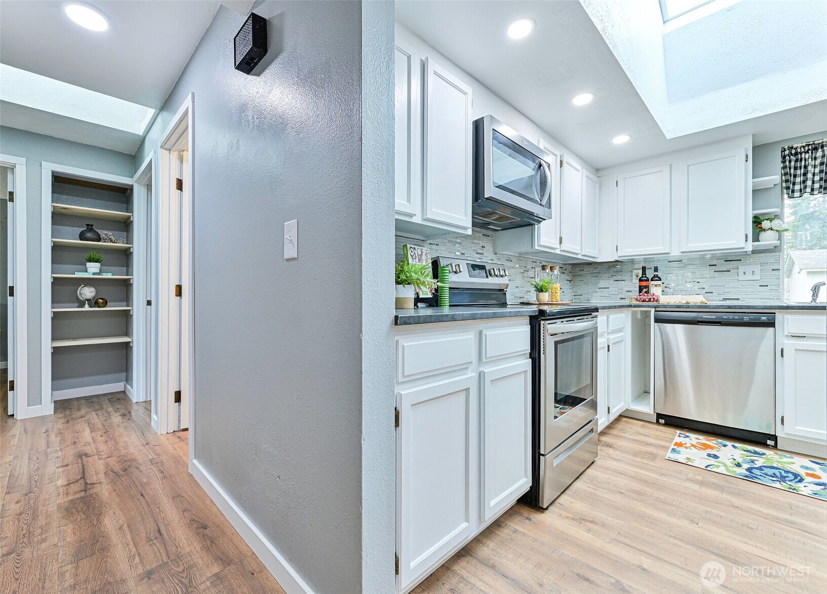 2313 Ponderosa Drive SE